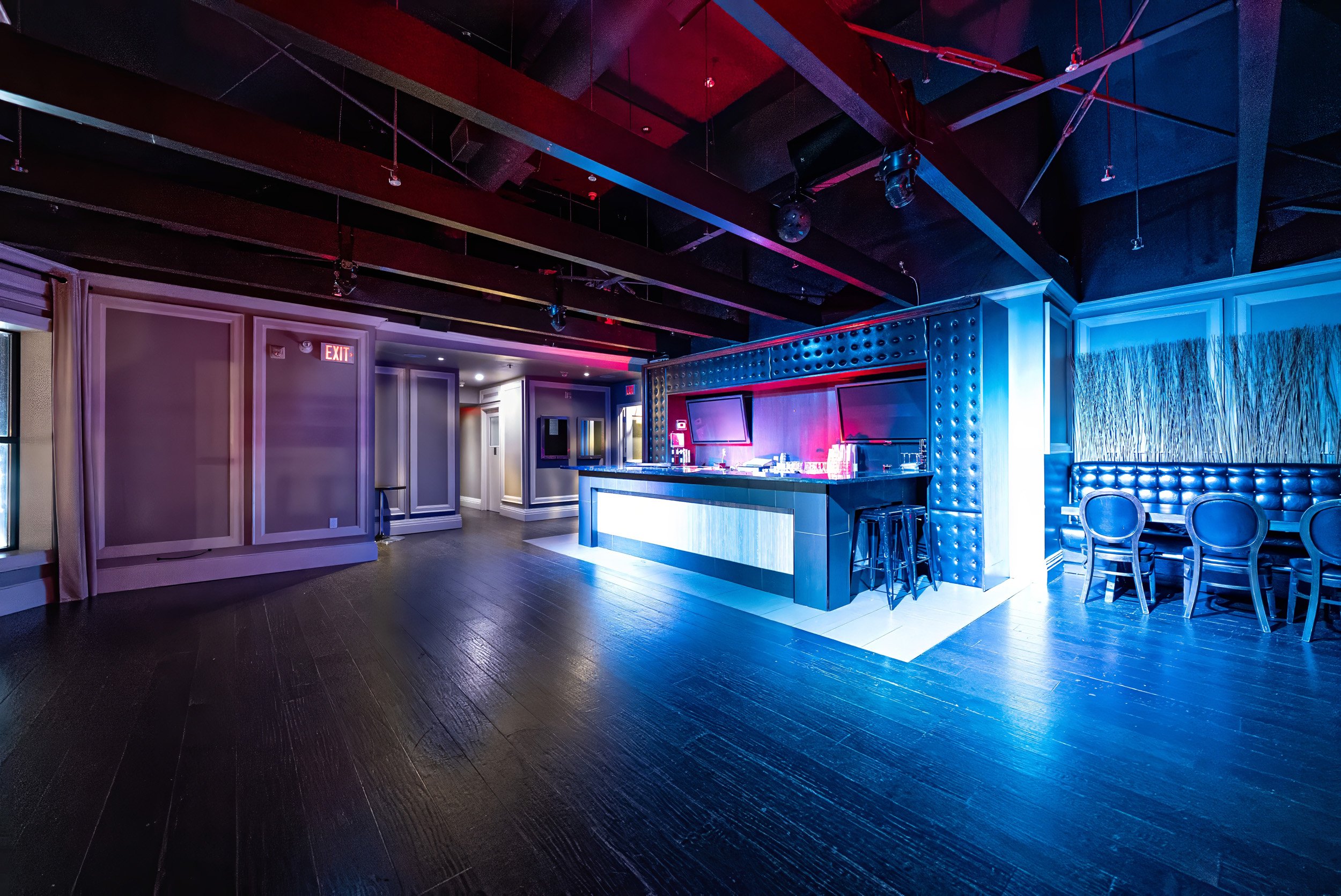 4 - Gown 2nd Floor Club.jpg