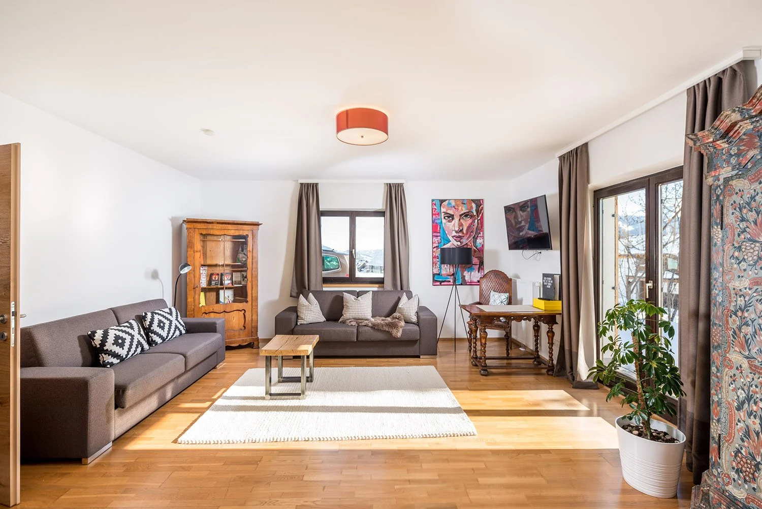 Wohnzimmer-Erde.jpg