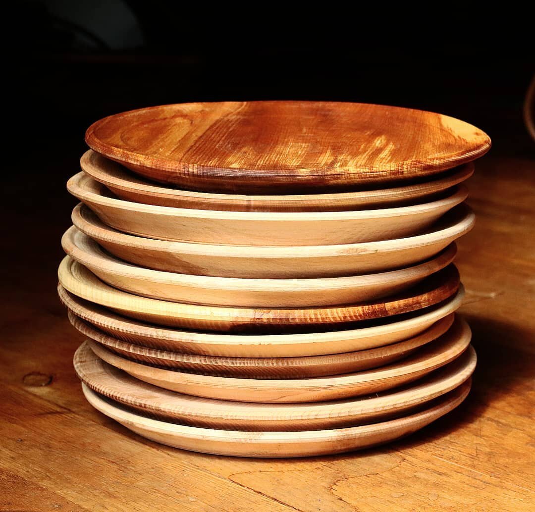 Quarter sawn plates.
.
This Beech is a joy to work, joyous to smell, sensual to the touch and a sight to behold. 
.
The stack is growing and drying, the first couple have been oiled.
.
#maker #bowls #bowl #polelathe #bowllathe #bowlhooks #handcrafted