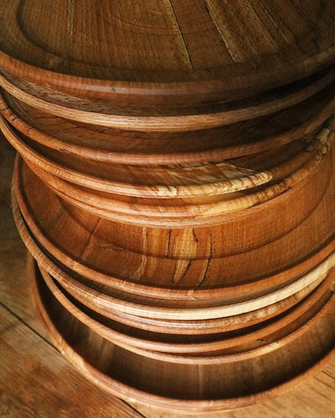 Stacking it all up.
.
 First, thanks to everyone who bought a plate from the shop; it means that I can keep turning as a profession.
.
 It also means I can go to my lathe and put the time in, the time to make mistakes, the time to experiment and the 