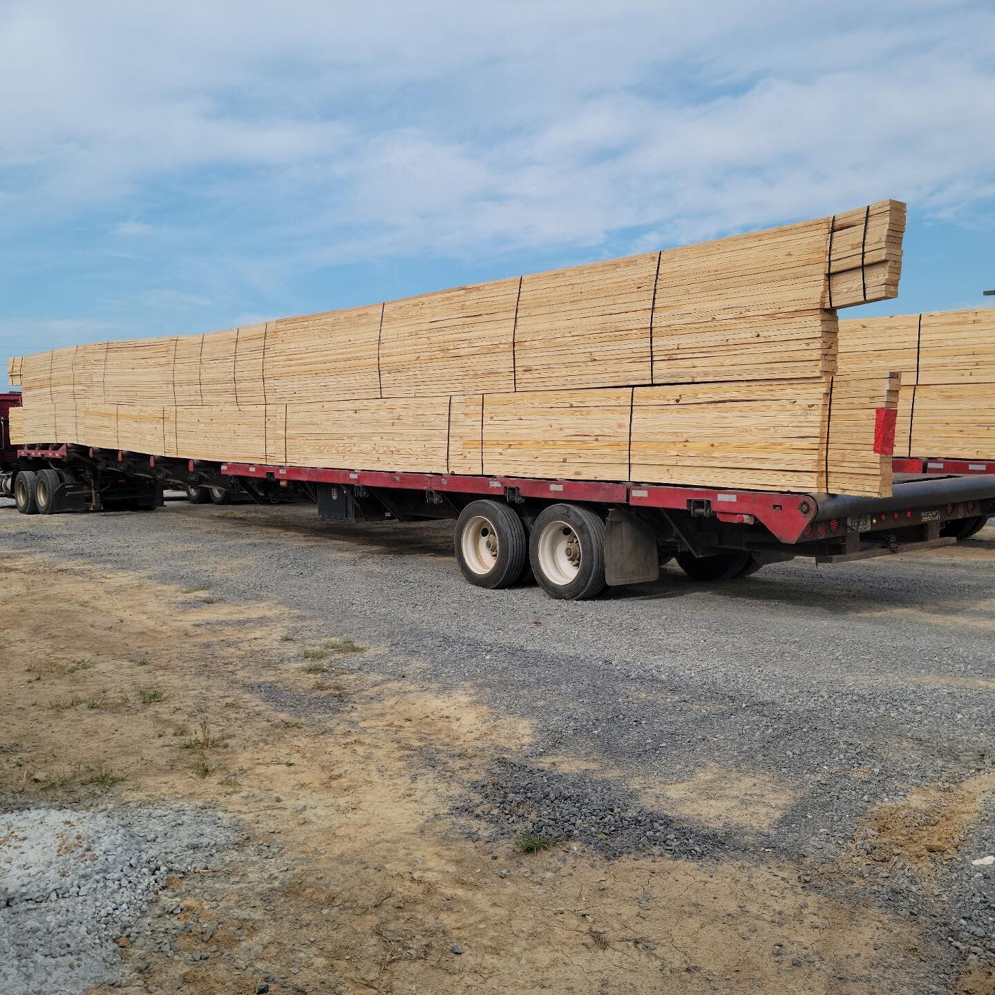 Truck load of trusses, spanning just over 68ft! Dropped in Marion, Illinois. It&rsquo;s no easy feat to load these or job-site drop them, but Power Truss has some of the best drivers in the industry! Professional, experienced, and customer oriented. 