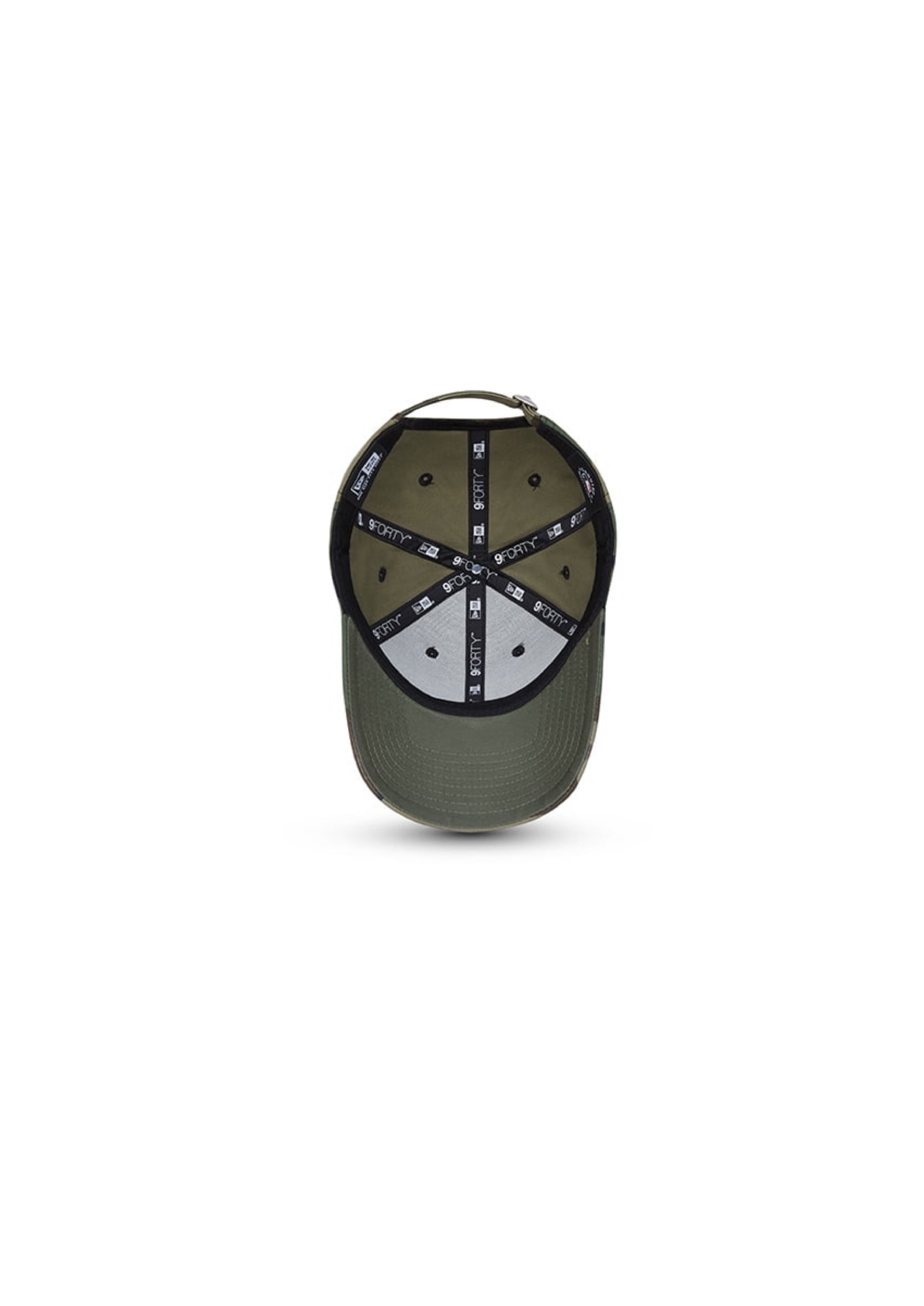 SA_SS22_1ST_COL_9FORTY_.jpg