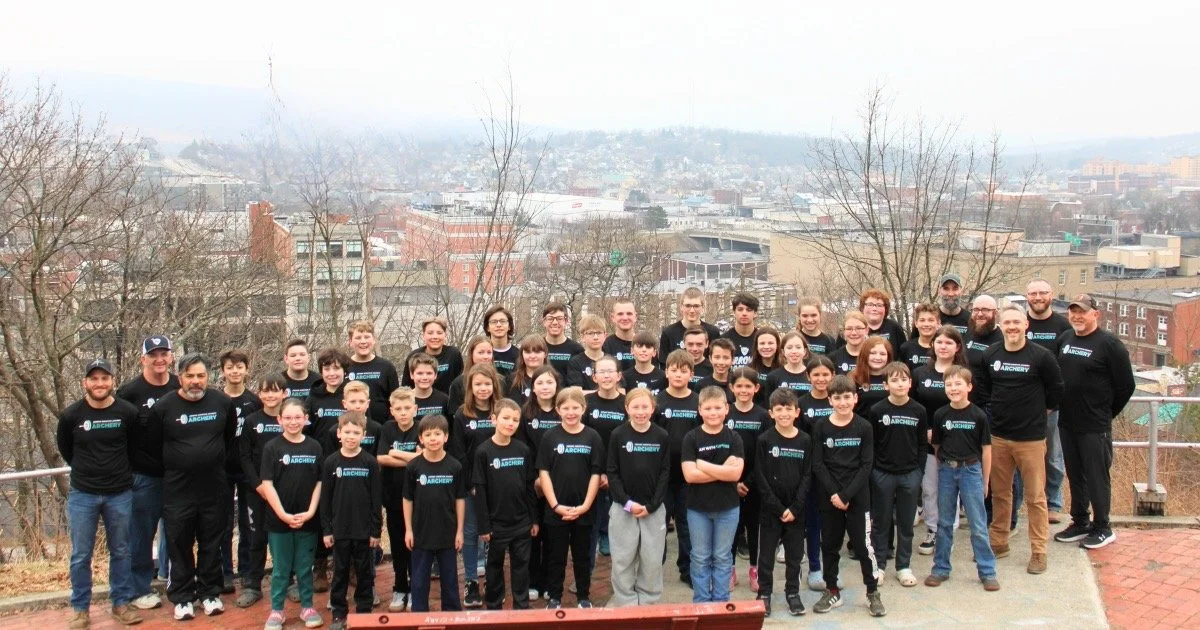 ArcheryTeamPhoto2025.jpeg