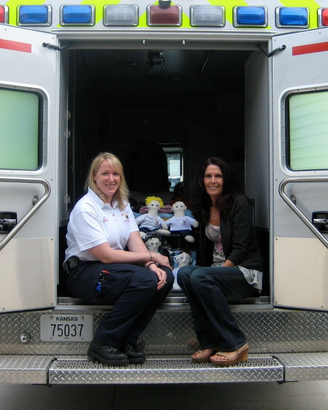 Honoring our heroes! 💙 Thank you to our first responders and the Courageous Crew Buddies for all that you do!

Local Heros
Non Profit 
Donate Today