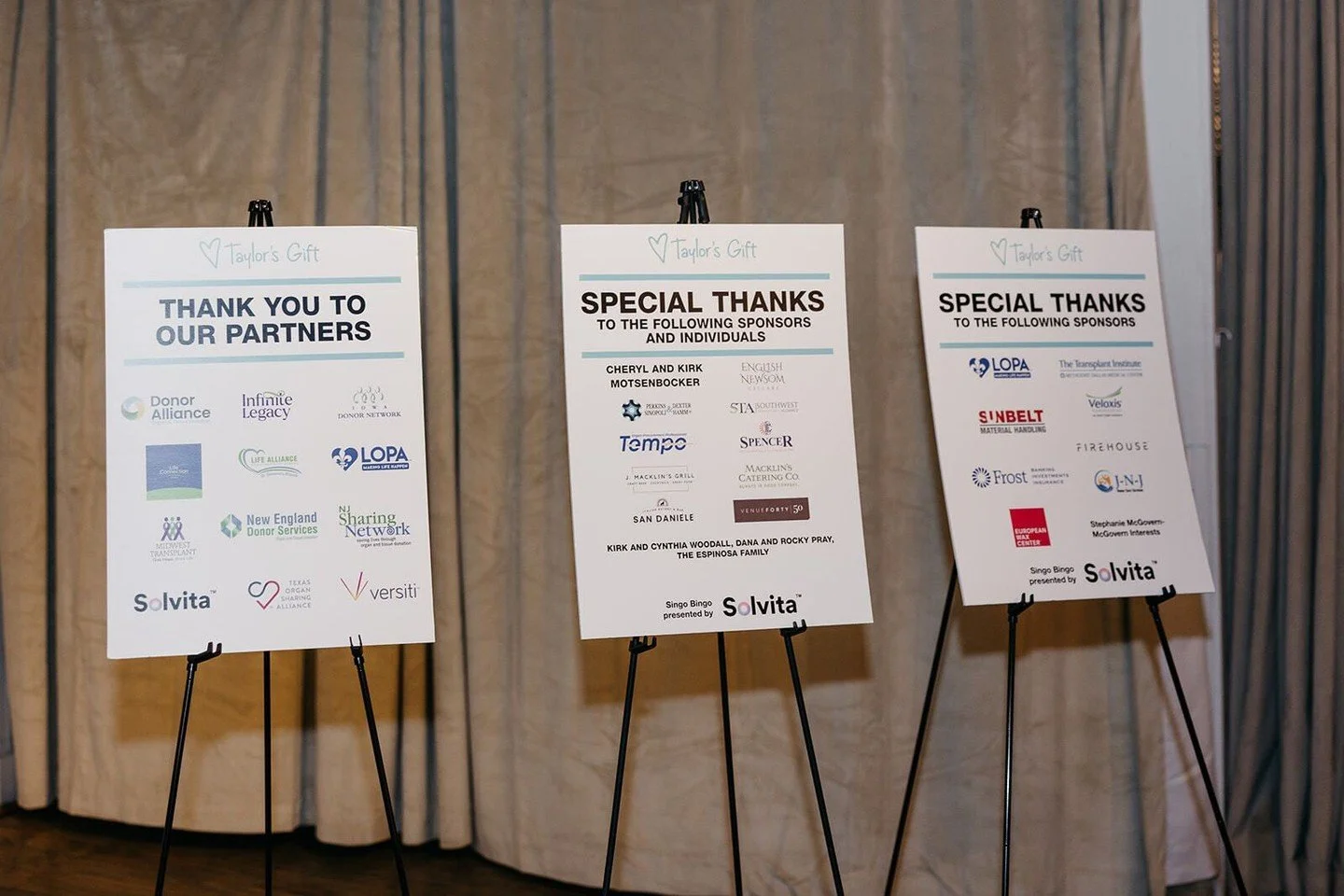 Did you know your business or corporation can sponsor Singo Bingo? 🩵

Sponsoring Singo Bingo is a meaningful way to support Taylor&rsquo;s Gift and help make free grief support possible for donor and donor-in-spirit families across the country!

Vis