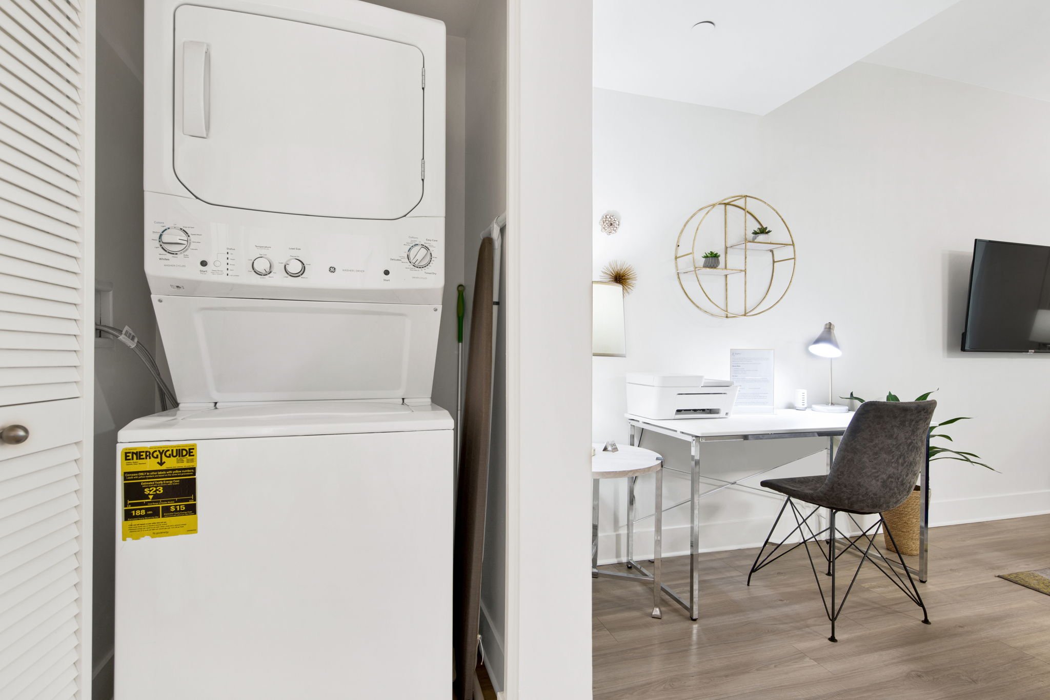 7-web-or-mls-20250325-01-521WColoradoSt-Glendale,CA_007.jpg
