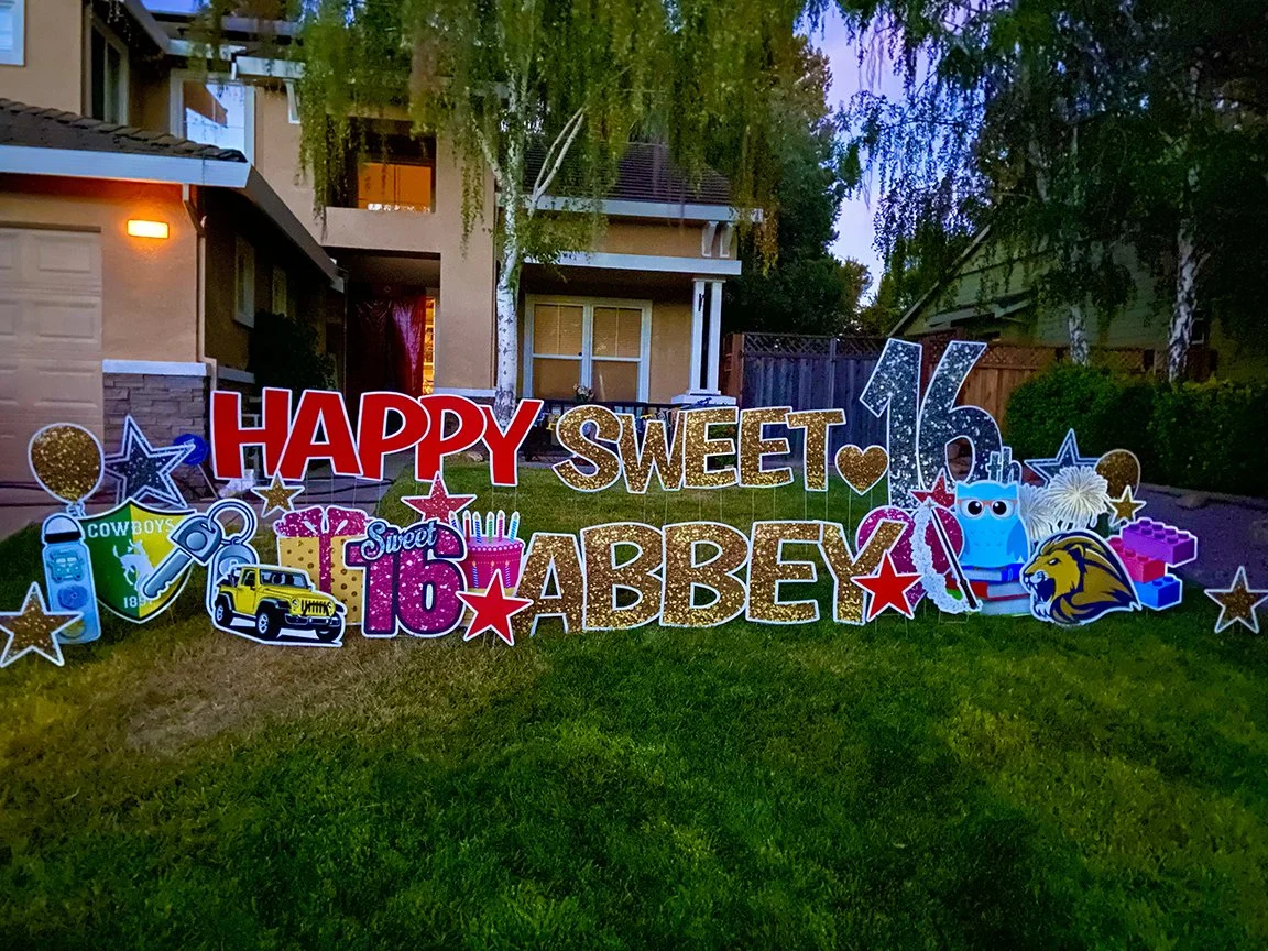 Sweet 16 never looked so sweet! Happy 16th Birthday, Abbey! Our Mega 16-yard card helped make her milestone celebration one to remember! Ready to celebrate your special someone? Book your custom yard card today!

#Sweet16 #BirthdayCelebration #YardCa