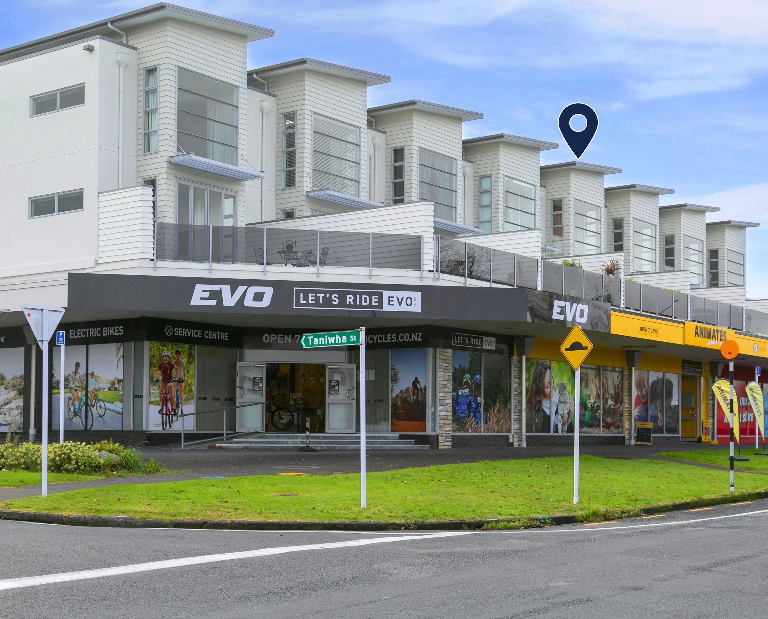 jC_5_7TaniwhaSt_01 PIN.jpg