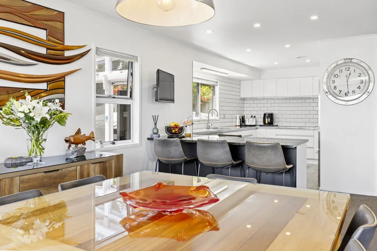 358 Lake Terrace view