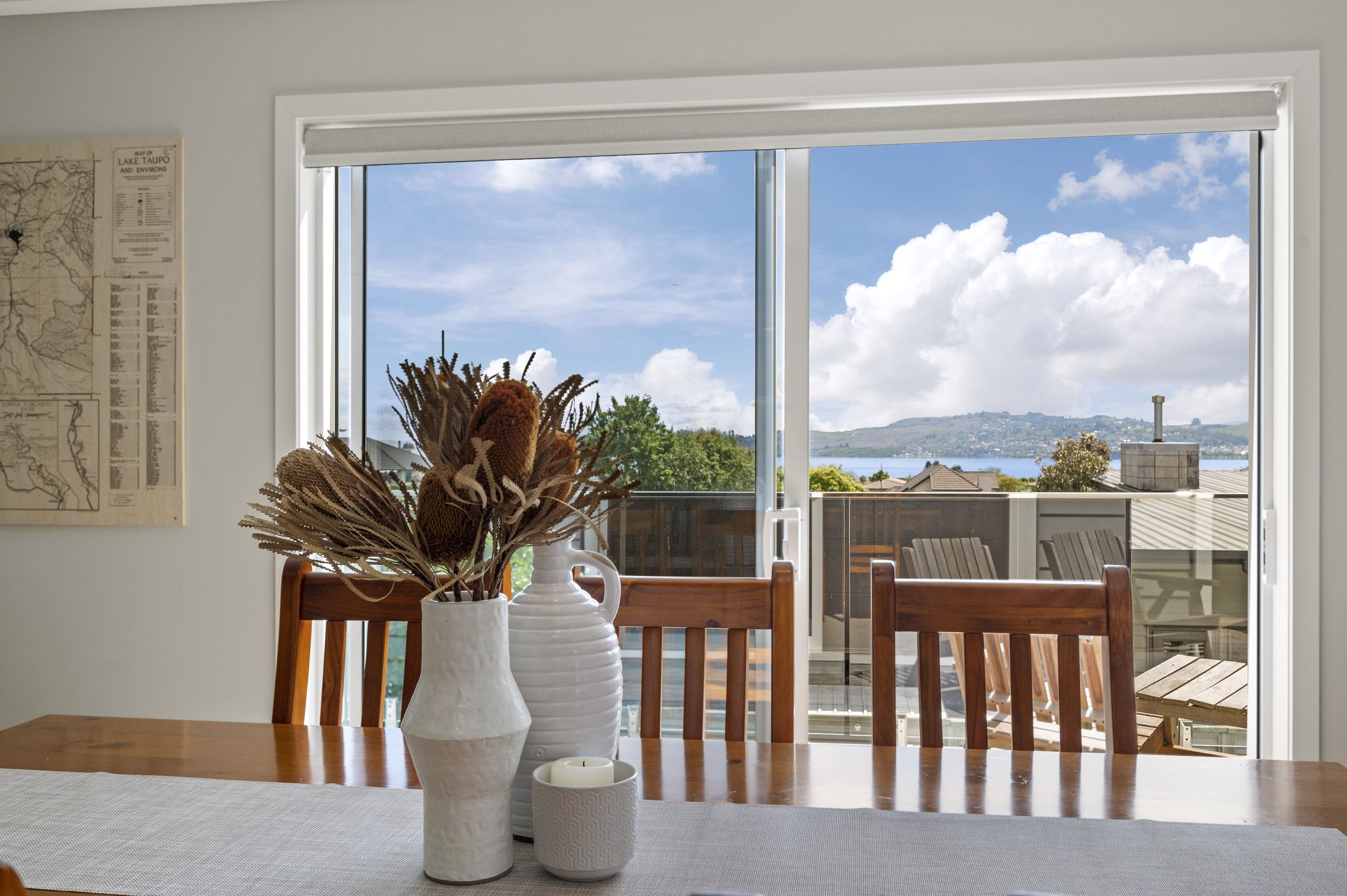 030_Open2view_ID566808-23_Botanical_Heights_Drive.jpg