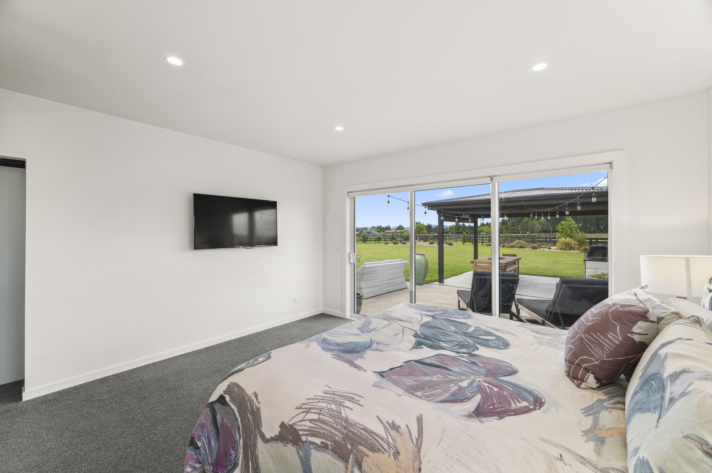 046_Open2view_ID566025-1810_Broadlands_Road.jpg