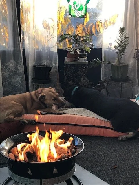 Chilling+by+the+fire.jpg