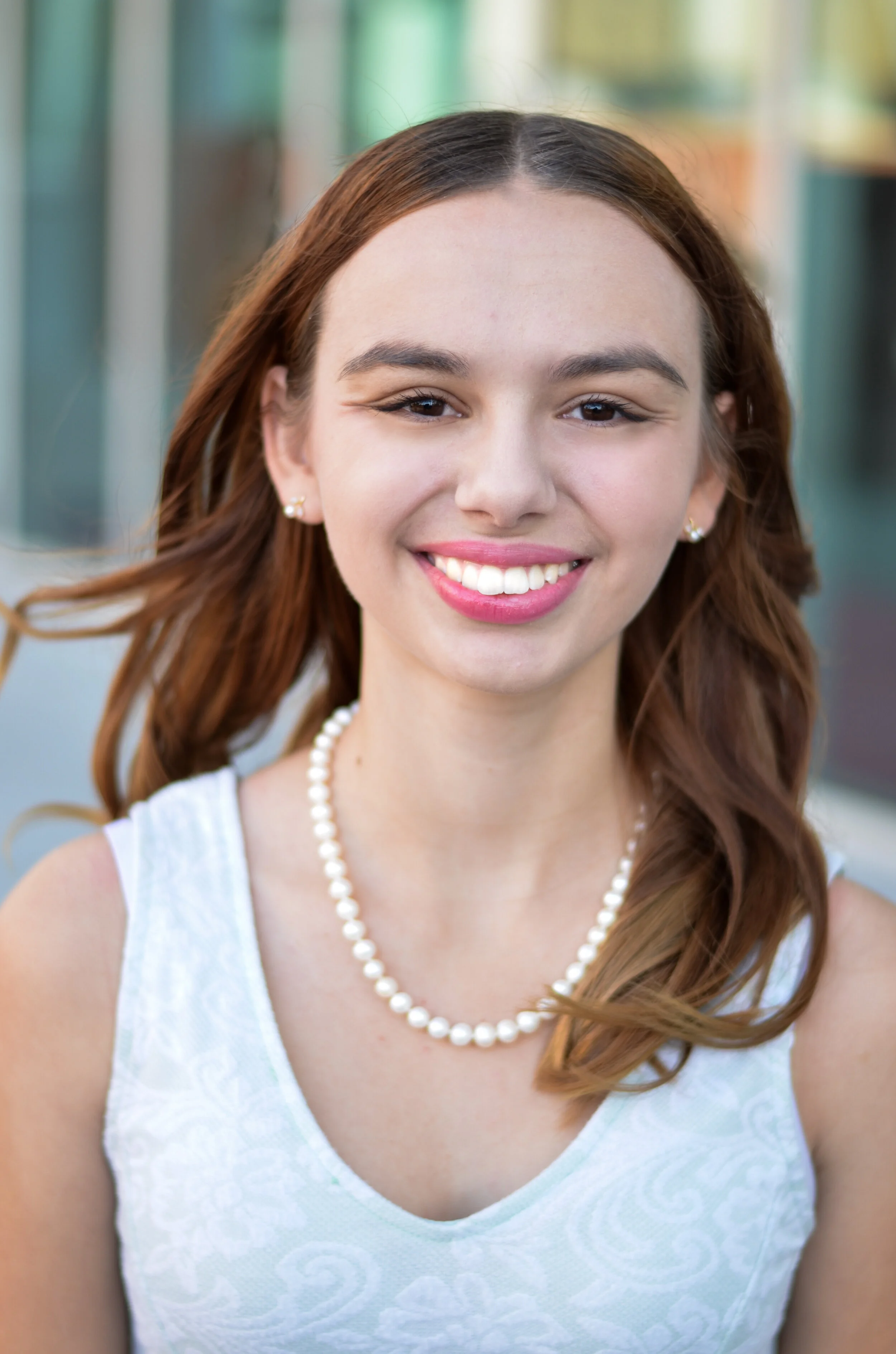 Arianna Perroots Headshot.jpeg