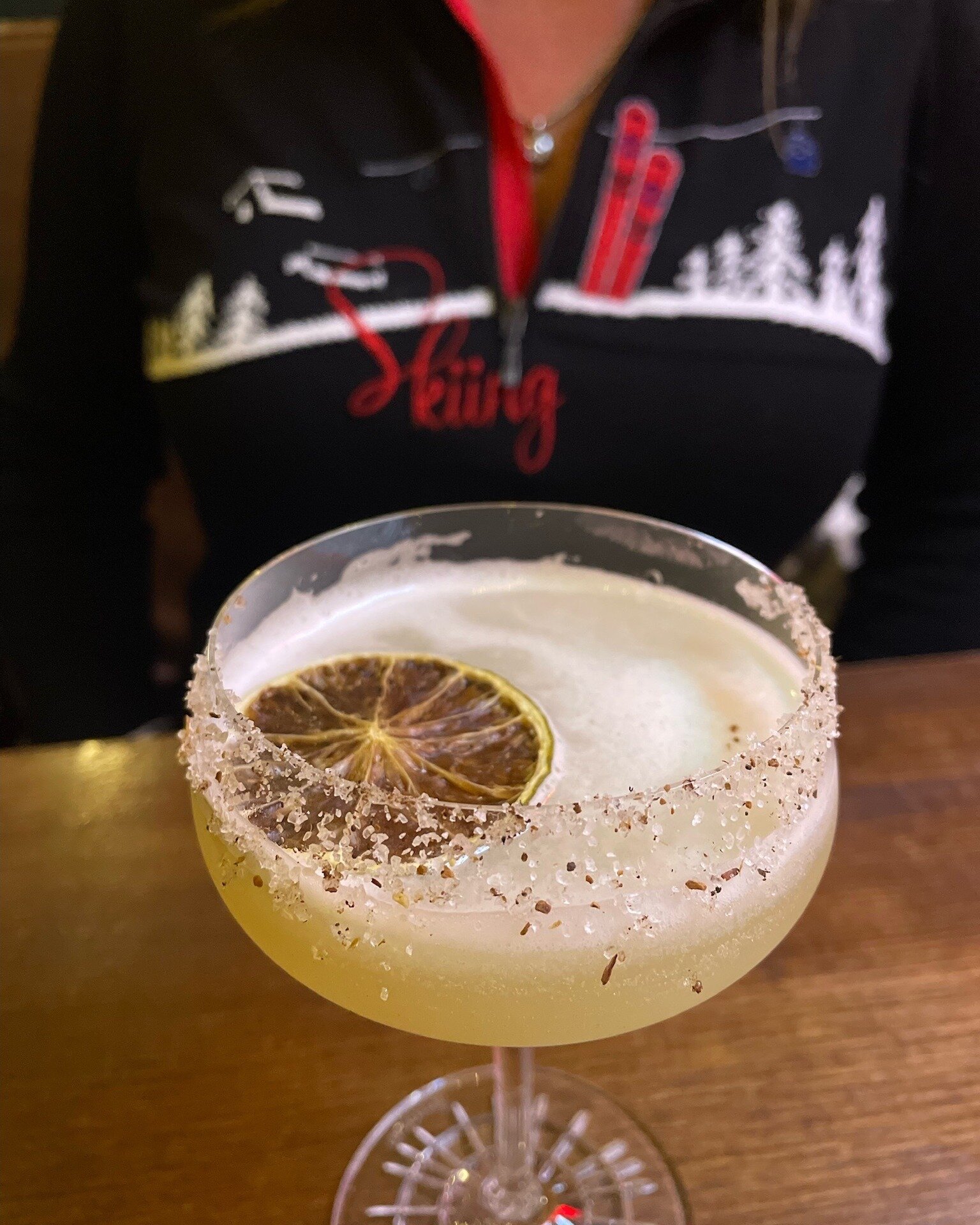 Burn to the wick.

Oooooooh Margarita!

Paradise of the Mountain open for Apr&egrave;s from Midday till Late. 

 #apres #thredbo #apresski #apr&egrave;s #paradiseofthemountain #margarita