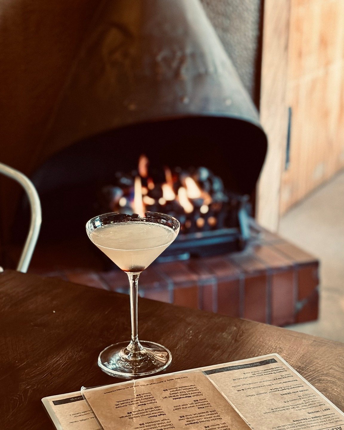 Join us today on #worlddaiquiriday #bourkestreetdaiquiri 

Paradise of the Mountain open for Apr&egrave;s from Midday till Late.

#paradiseofthemountain #thredbo #snowymountainsnsw #tbarrestaurant #apres #apresski #apr&egrave;s #apresski #apr&egrave;
