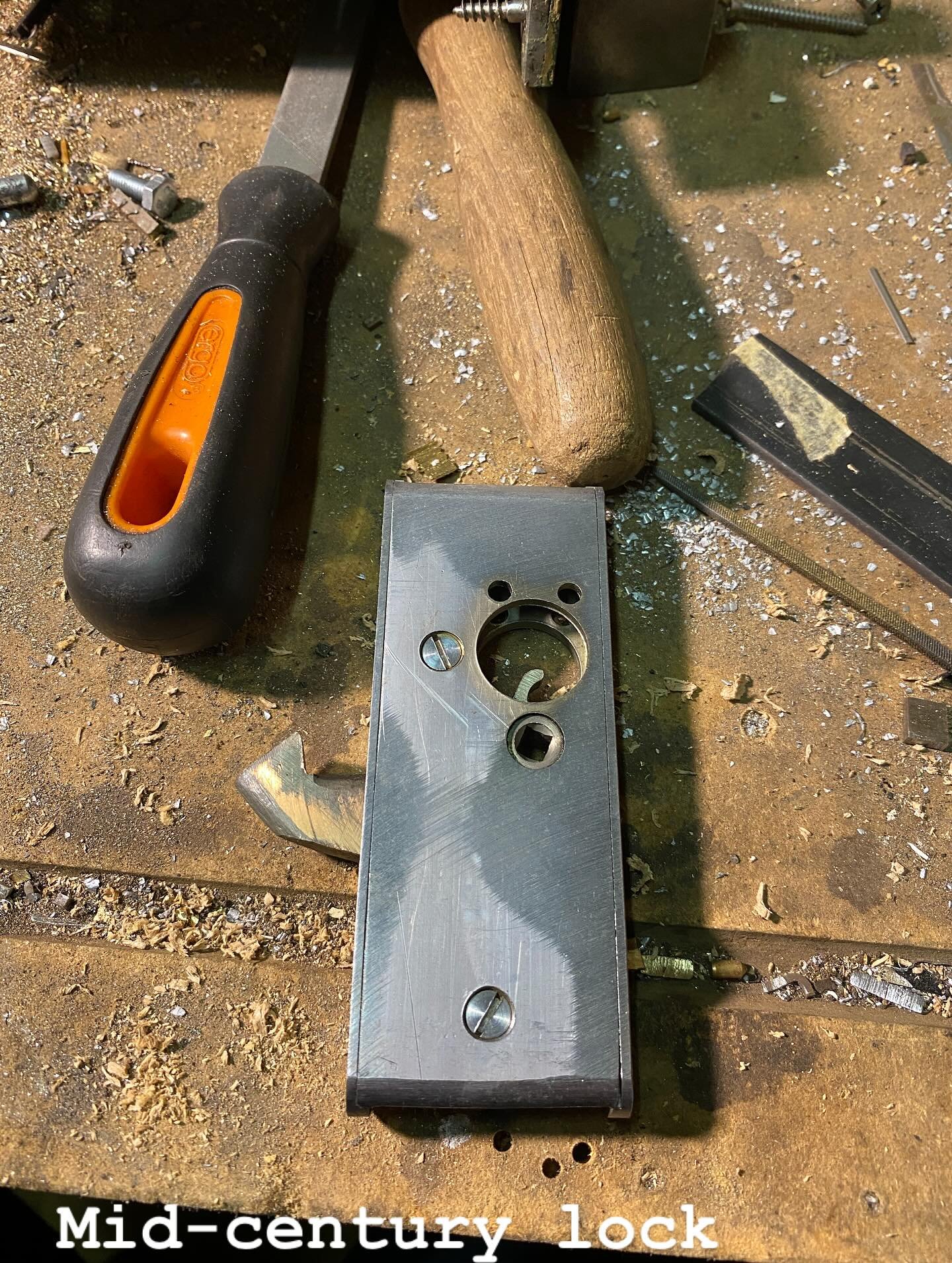 Been a while!
Any ideas on a maker of the lock? Installed in mid century home in Beaumaris. The cylinder mounting holes look scandi to me. #locksmith