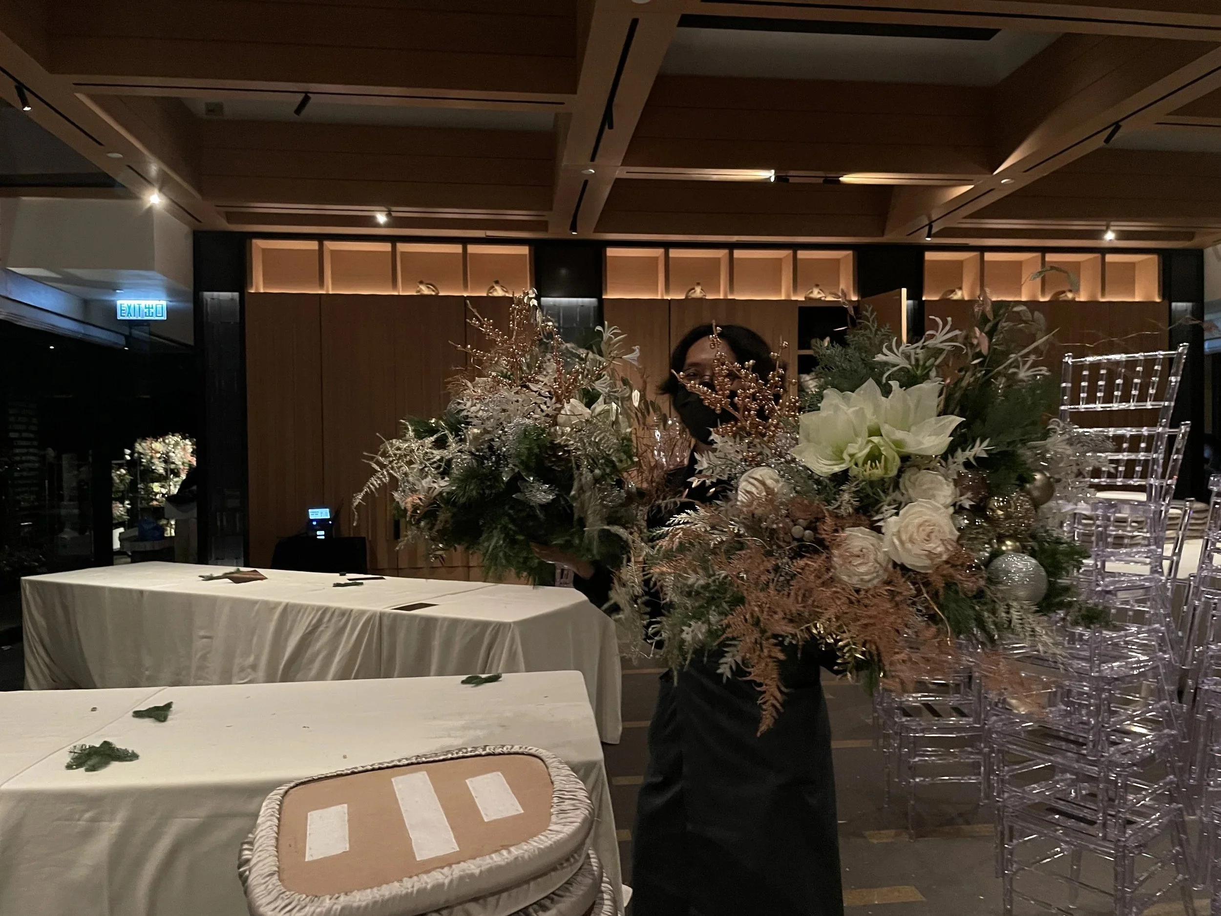Christmas Dinner Floral Decorations in Grand Hyatt
