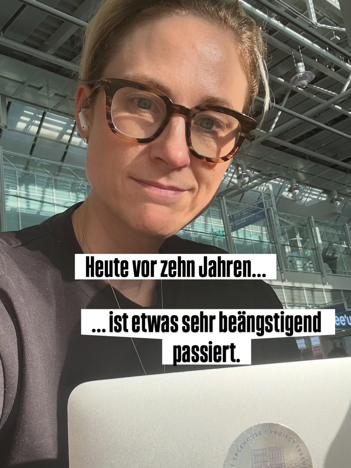 Ein mutiger Schritt und wer hätte das vor 10 Jahren gedacht 😉
Wartest du immer noch, weil du dich nicht traust, deine Altersvorsorge endlich in die Hand zu nehmen? 
Wie wäre es, wenn du in 10 Jahren 1000-2000 Euro zusätzliche Einnah