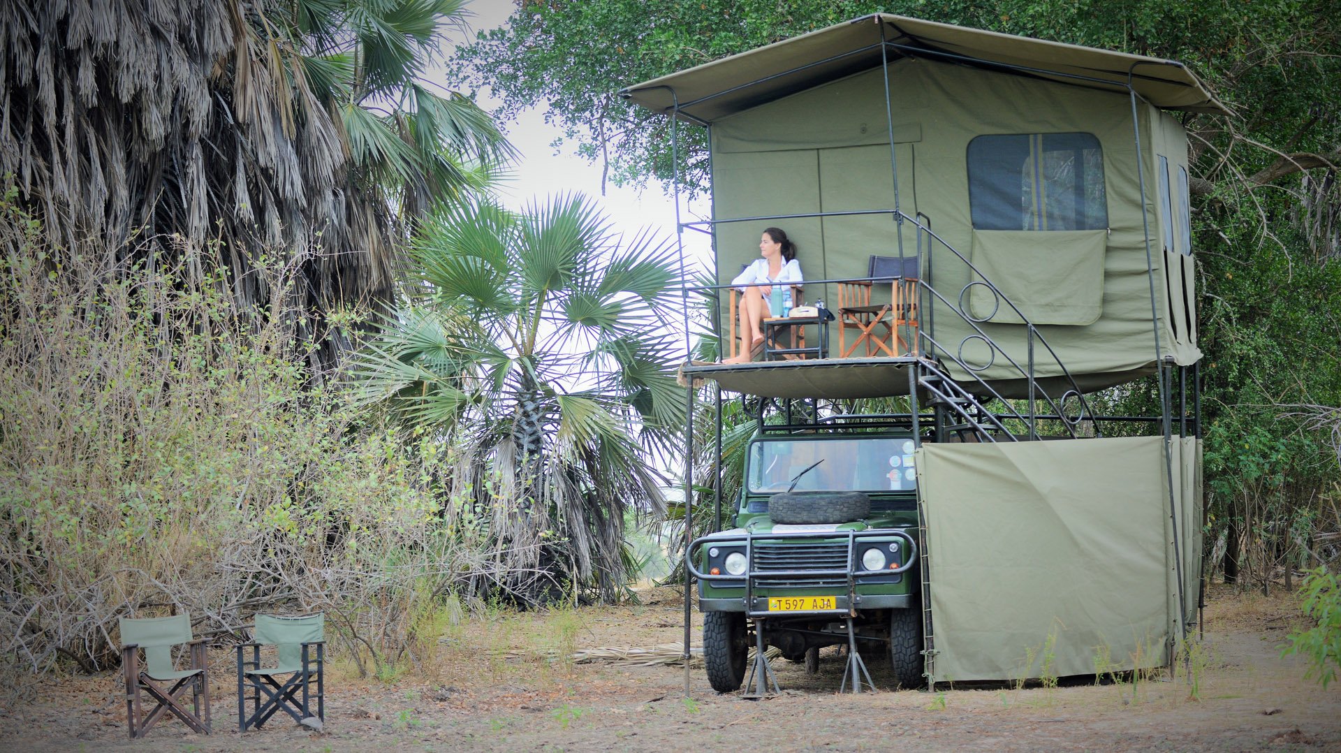 Tanzania_BushRover_09.jpg