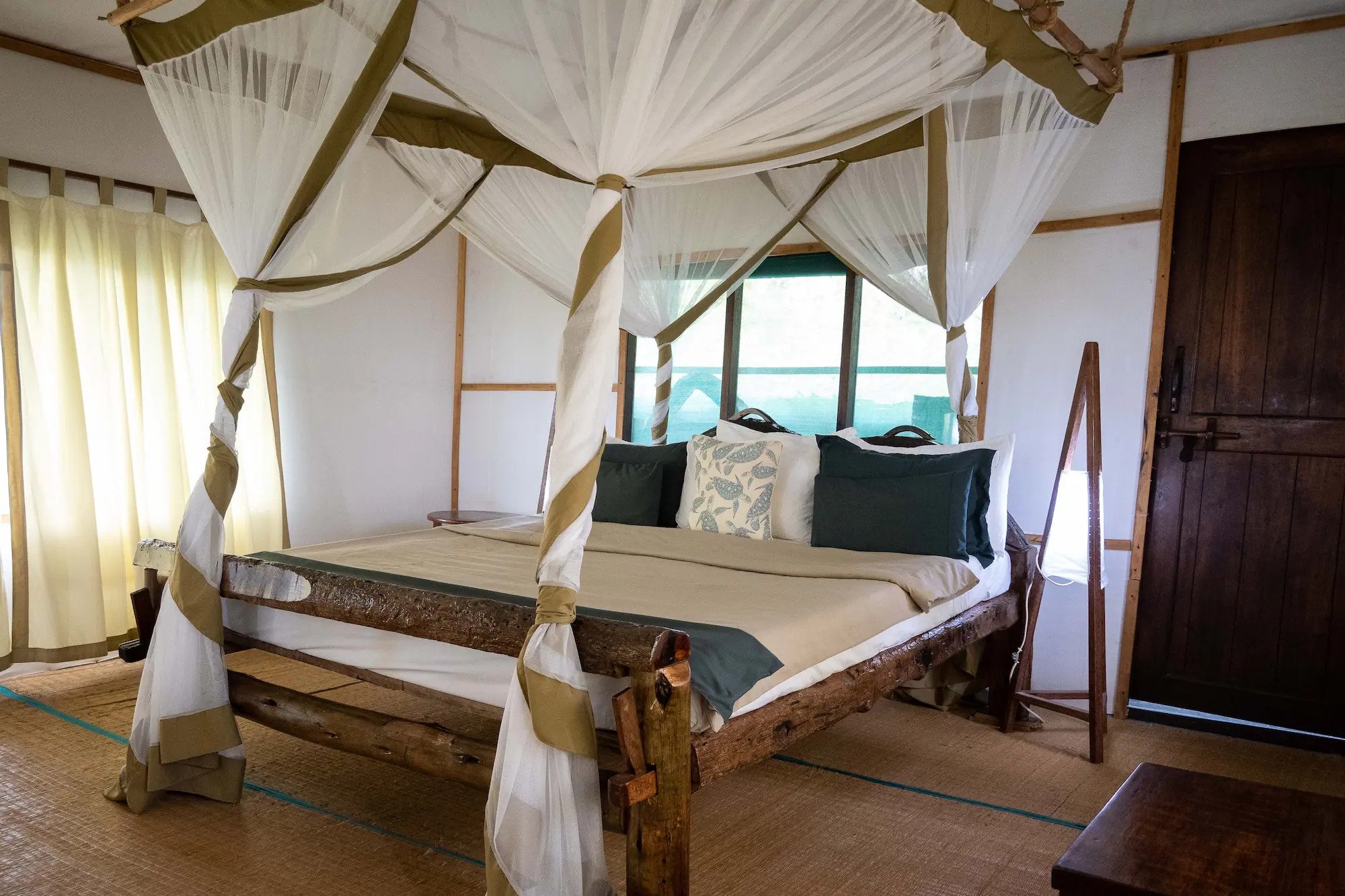 Saadani Camp_04.jpg