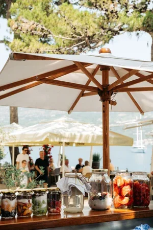 LD Garden chefs at sea