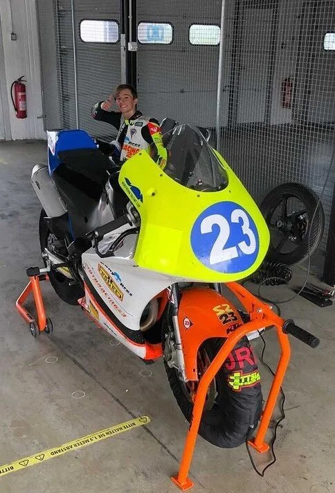 Stepan tyre warmers - Crop.JPG