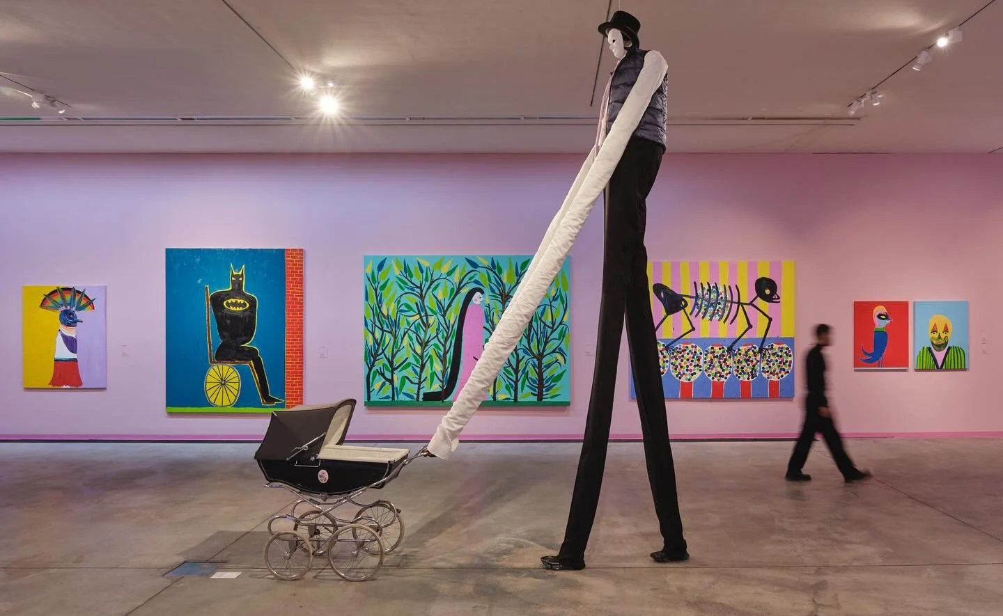 It&rsquo;s with great honor and excitement to announce that my exhibition &lsquo;All Walks Of Life&rsquo; at @arkenmuseum is extended until 04.01.26! 
thank you❤️
#arken #arkenmuseum #allwalksoflife #frederikn&aelig;bler&oslash;d #anderssuneberg 📸