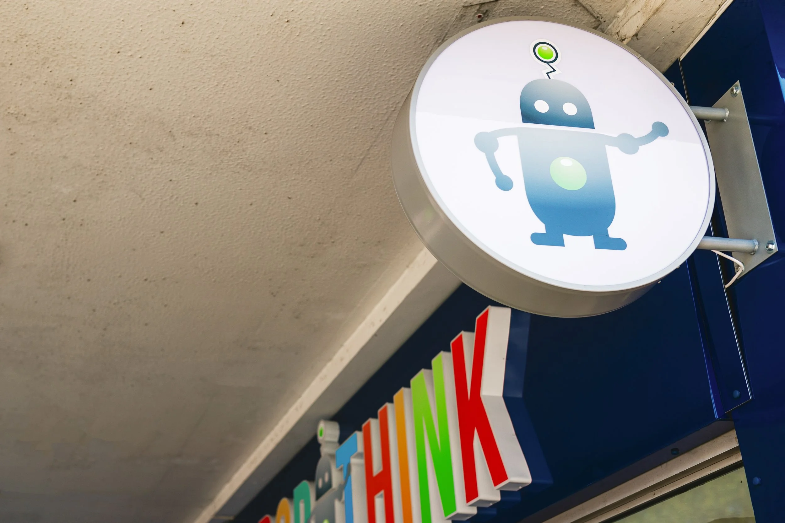robothinklaunch-NR.jpg