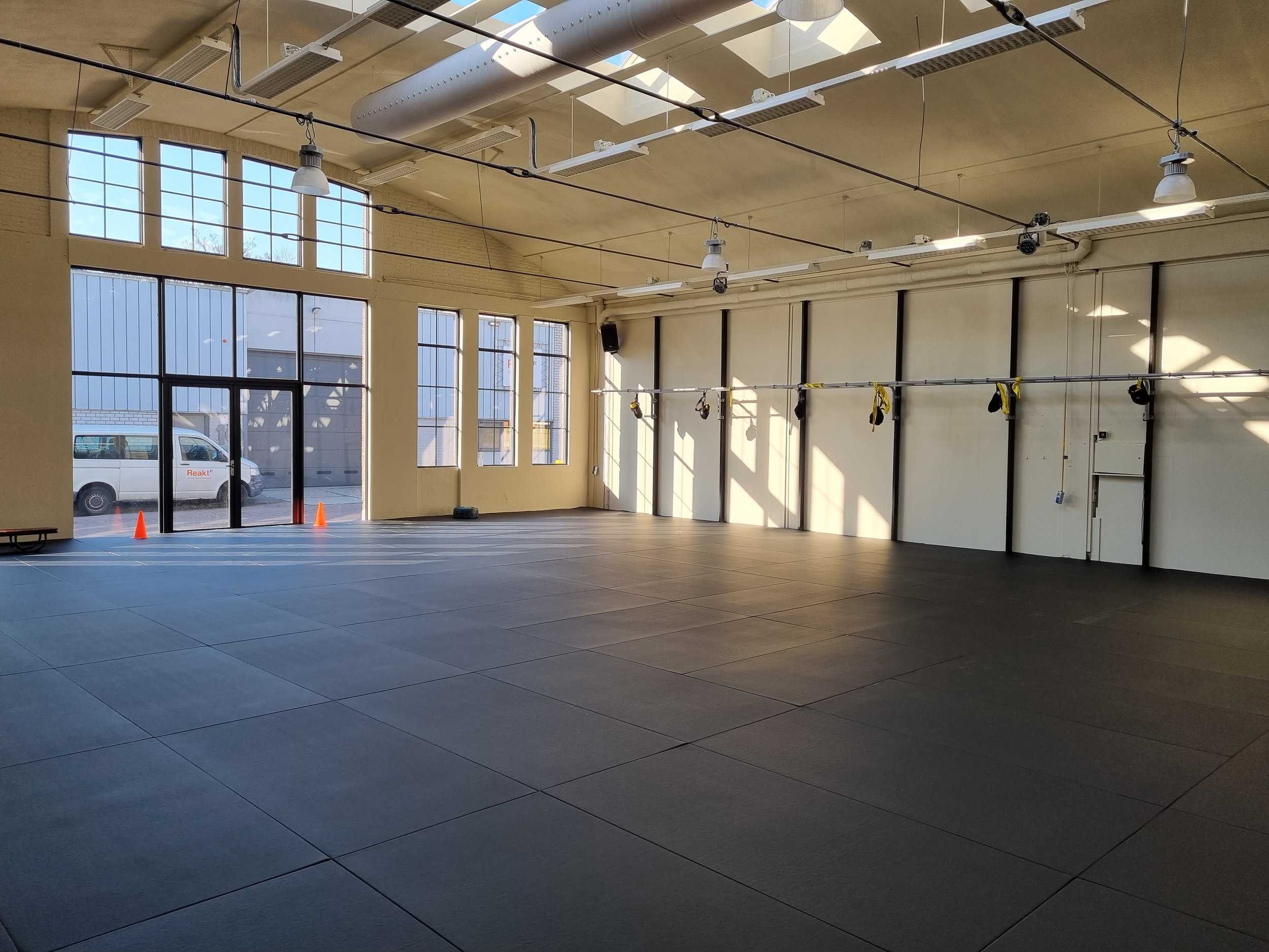 DOJO OPEN &amp; DEFINITIEF LESROOSTER