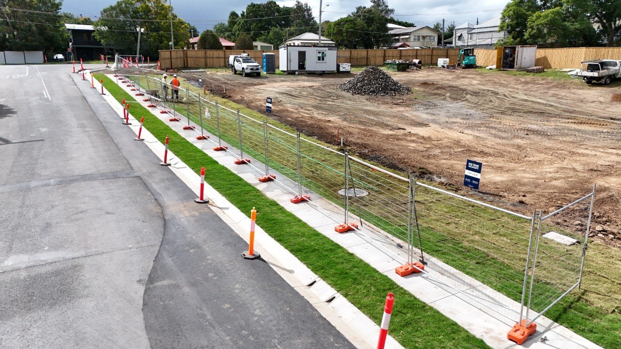 ∘ Castle Rise ∘

Our land subdivision project in Blackstone is nearing completion! Council has conducted the preseal inspection and the footpath, fencing and verge landscaping is almost complete. Well done to the Petrie team and @btp.civil.solutions 