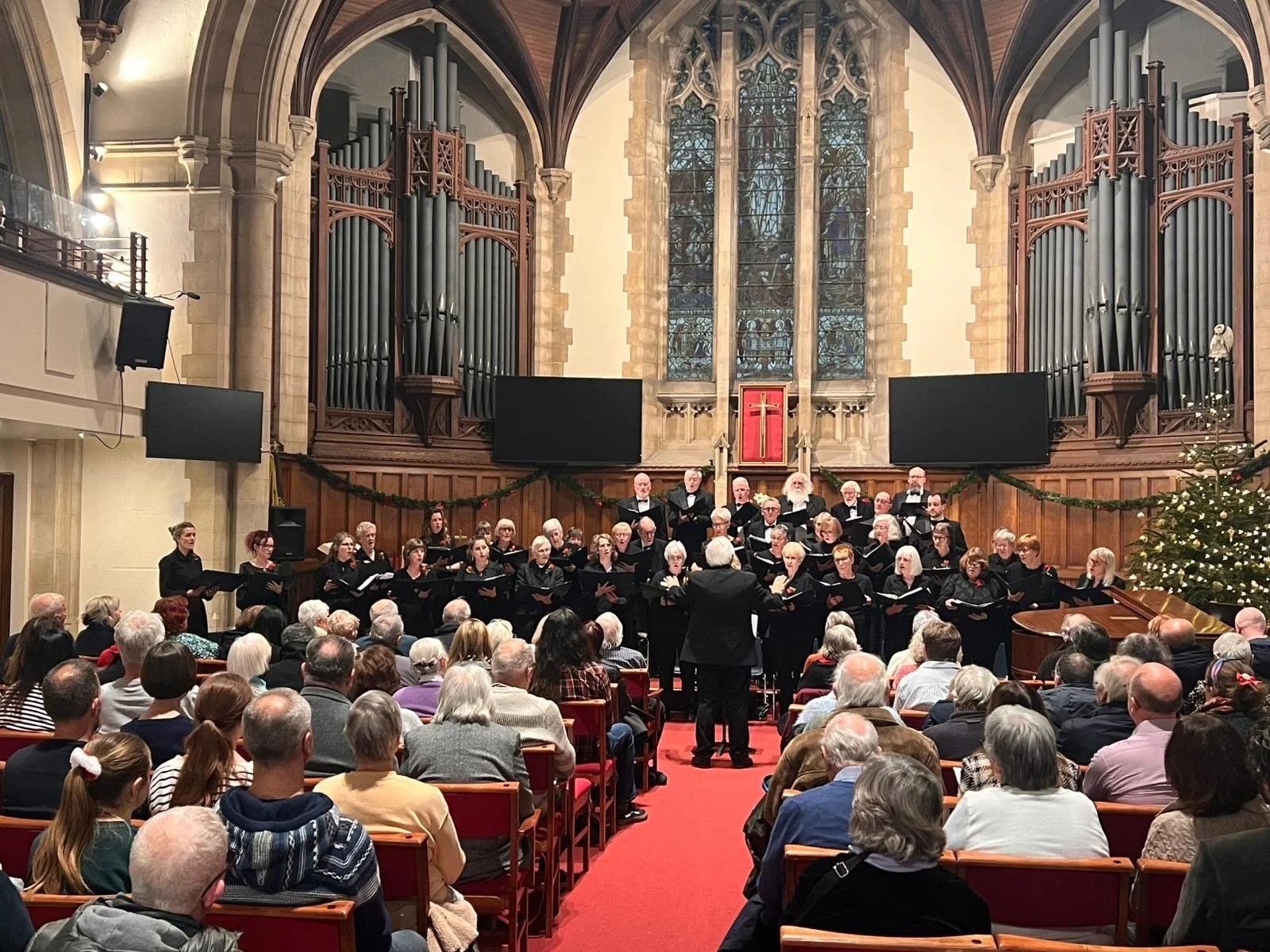 Successful Christmas Concert Brings Community Together in Support of Mental Health
