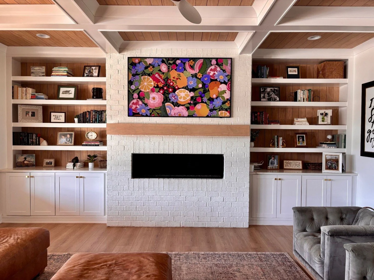 Welcome to Ben and Christi&rsquo;s living room!! 🏠 We're excited to give you a peek into the heart of the owners&rsquo; home. These built-ins are filled with memories, and here&rsquo;s a pro tip: use Museum Glass for smaller, detailed pieces!! In br