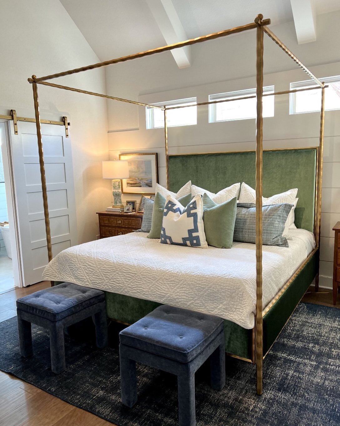 Swooning over this Bed! My clients are so fabulous!! I love color! I love green! 🤍Classic with a modern sensibility 🤍