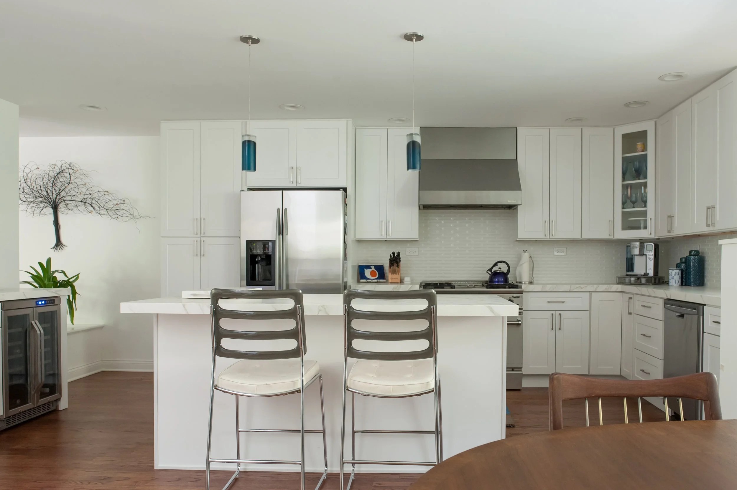 Val+Kitchen+Bar+stools.jpg