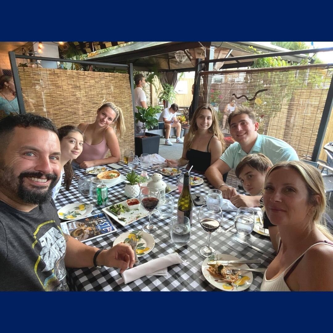 This is what we love about Anna Mar&iacute;a Island, so many awesome little restaurants that are absolutely amazing.
.
.
#thelarosaco #joelarosa #deanalarosa #annamariaisland #florida #vacation #trip #family #travel
