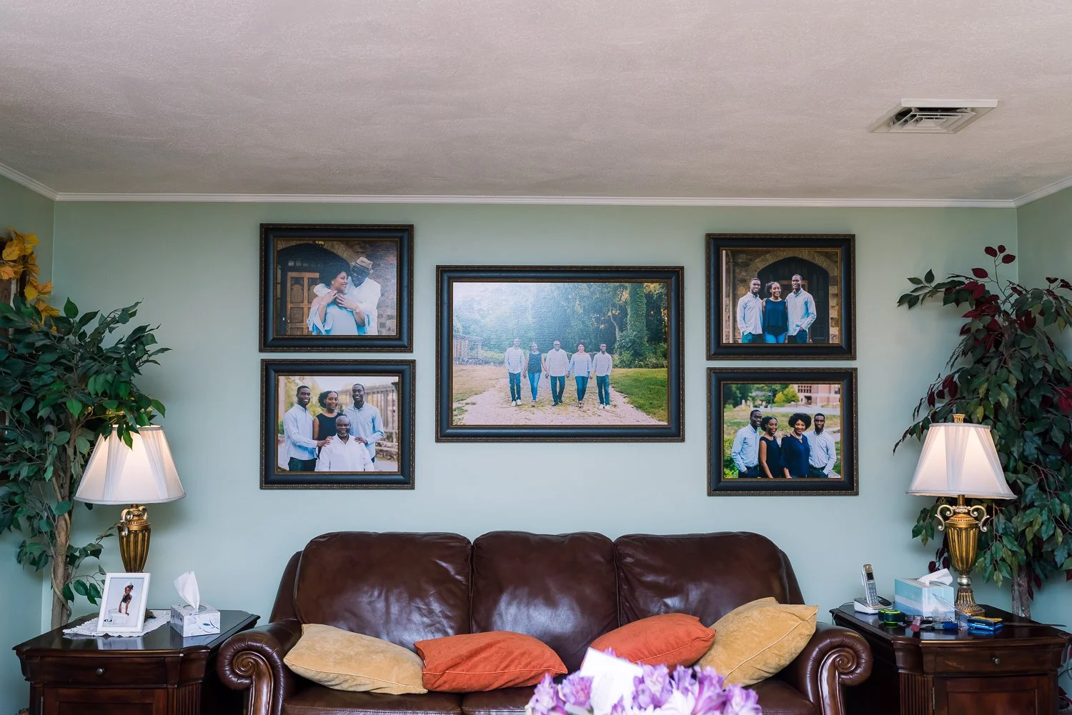 Installing a Collection of Family Portraits -8271.jpg