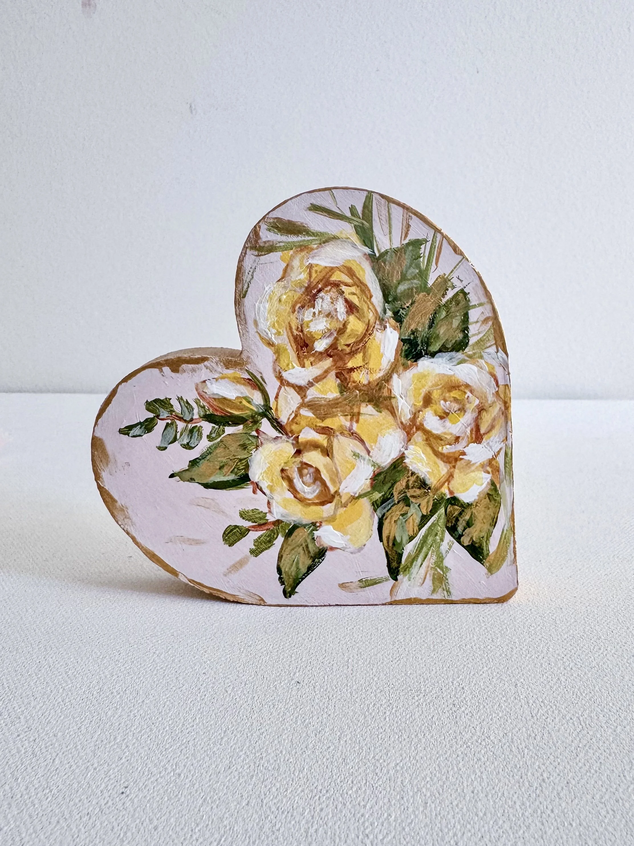 Yellow Roses Heart 3.jpg