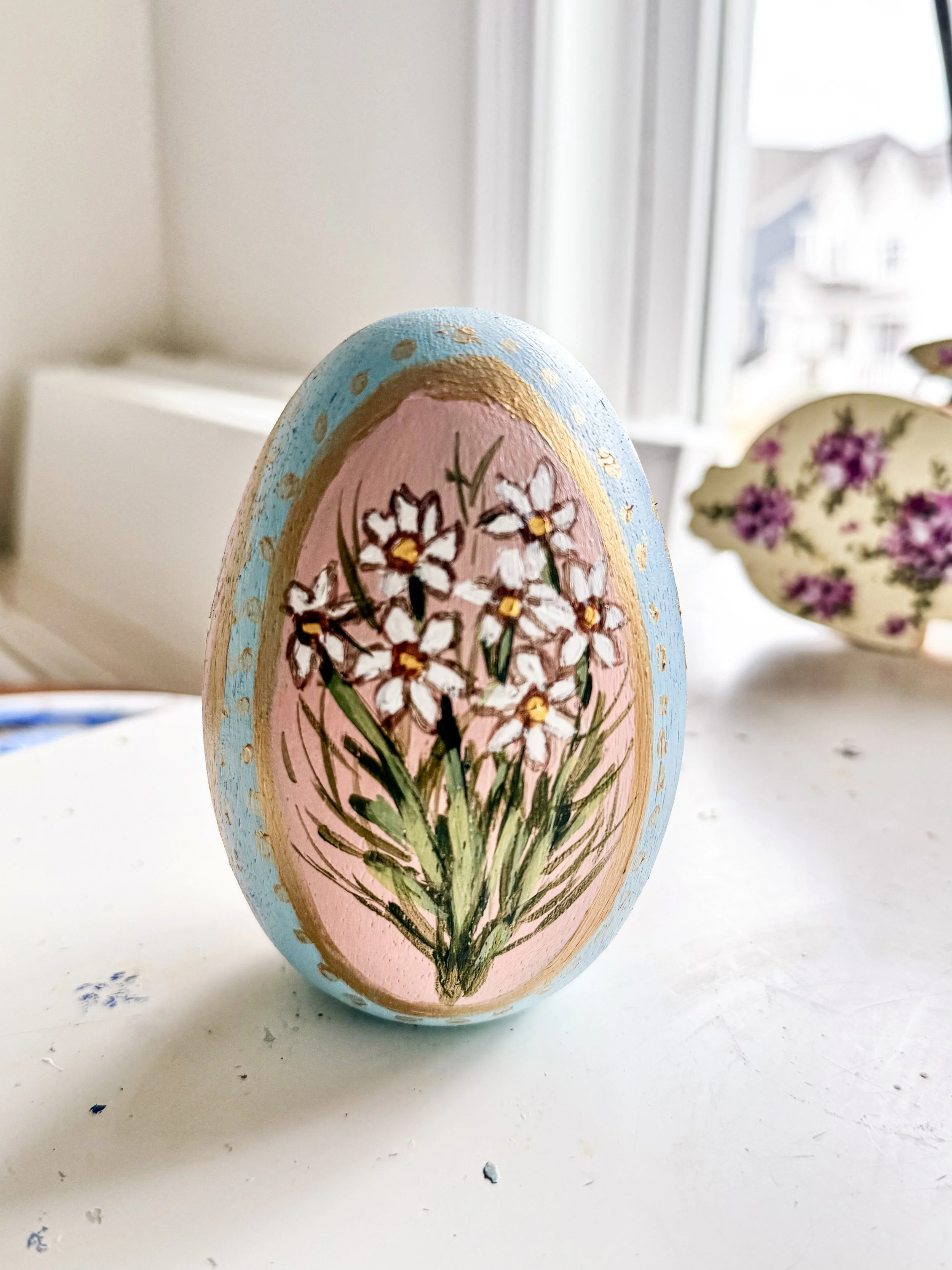 Daffodil egg WIP.jpg