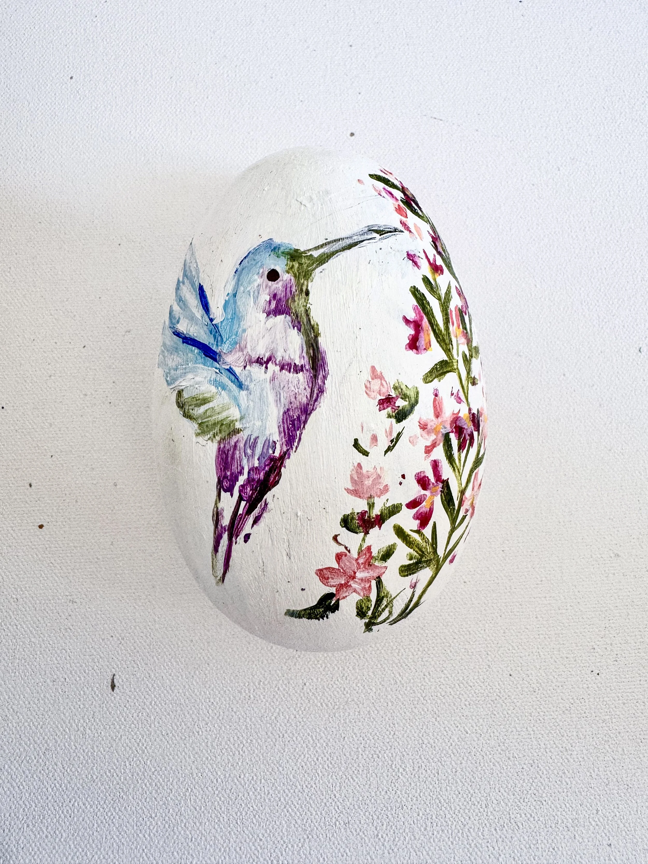 Hummingbird egg 2.jpg