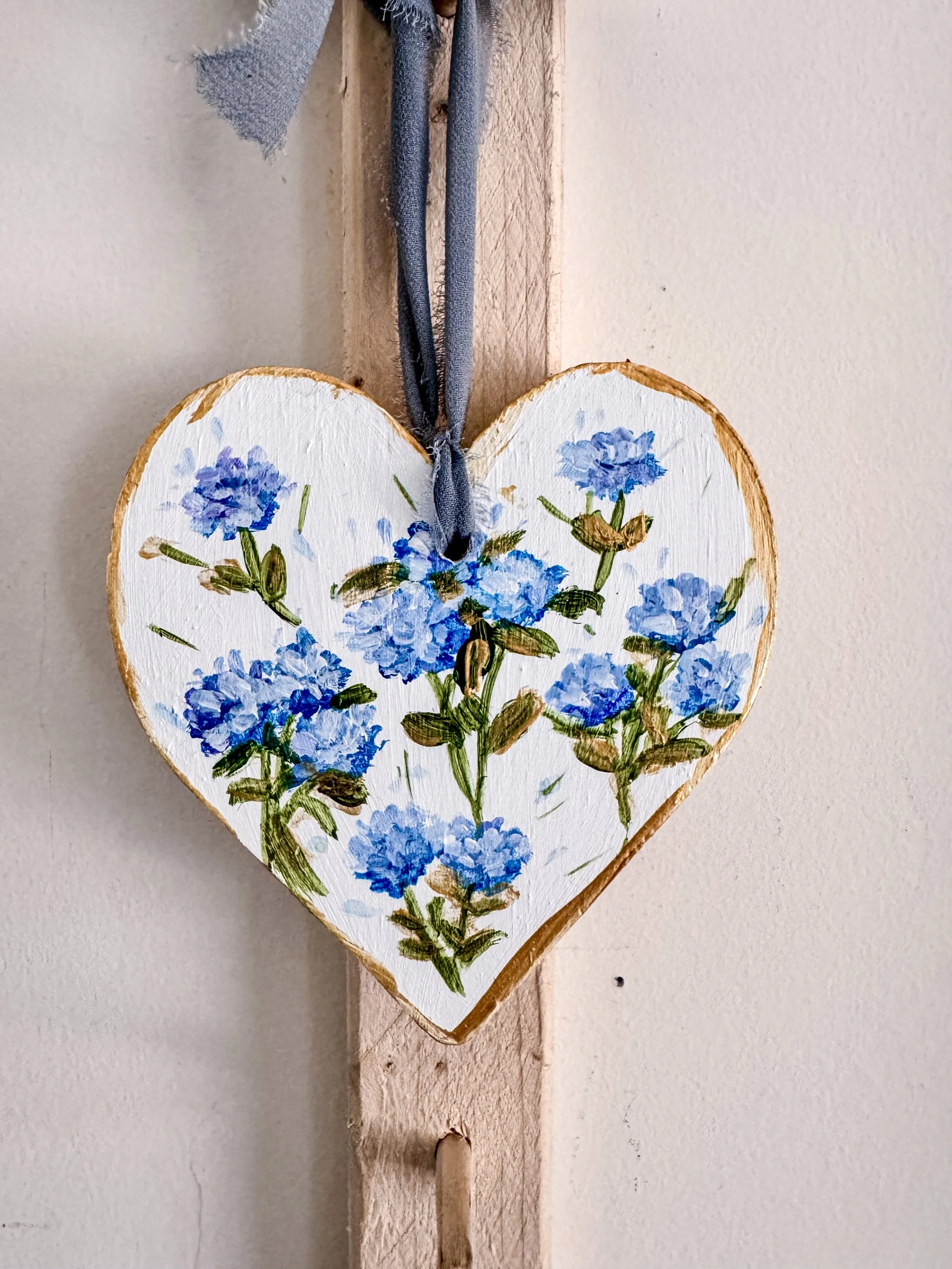 Hydrangea mini Heart_2.jpg