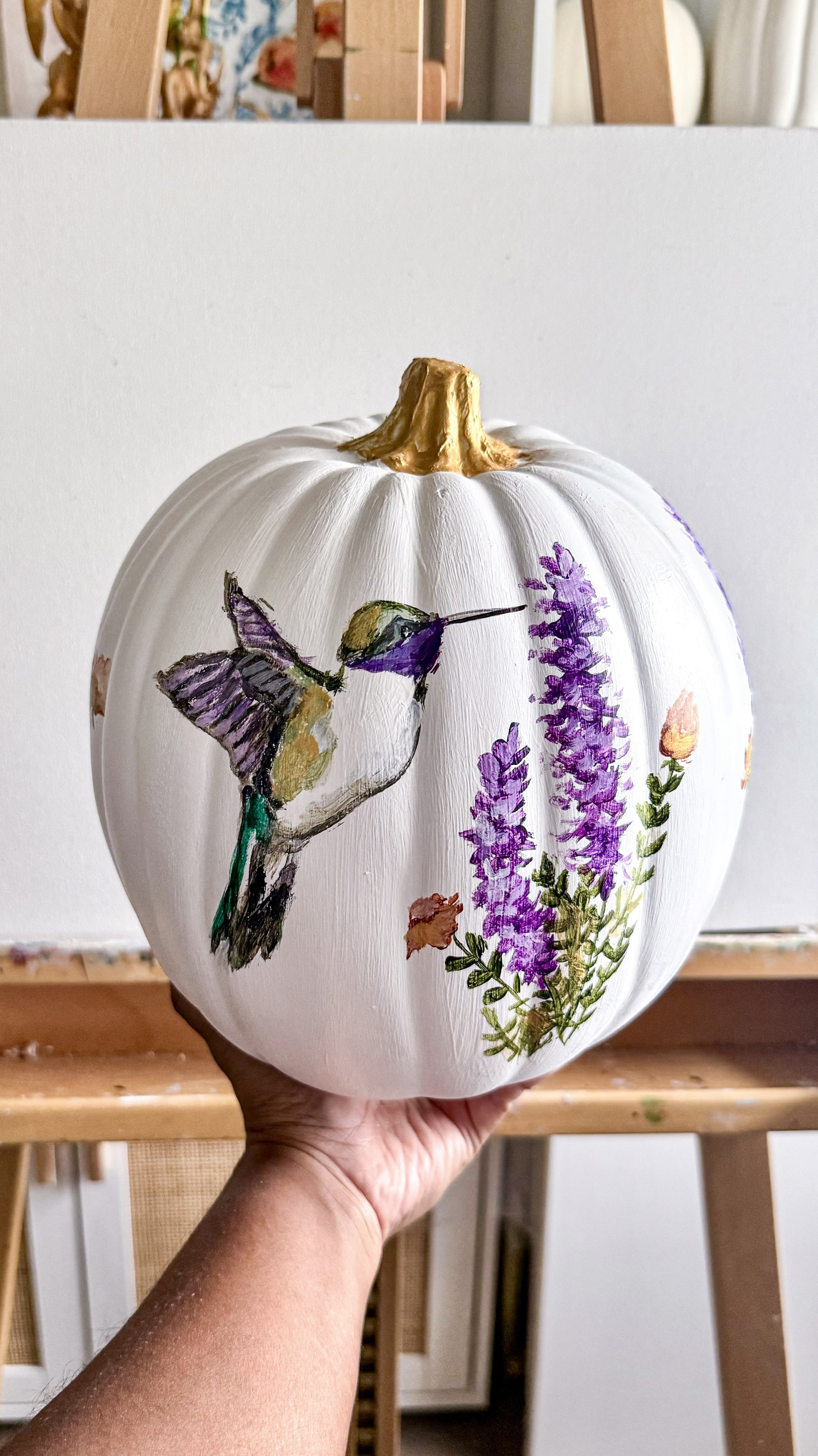 Hummingbird Pumpkin_1.jpg