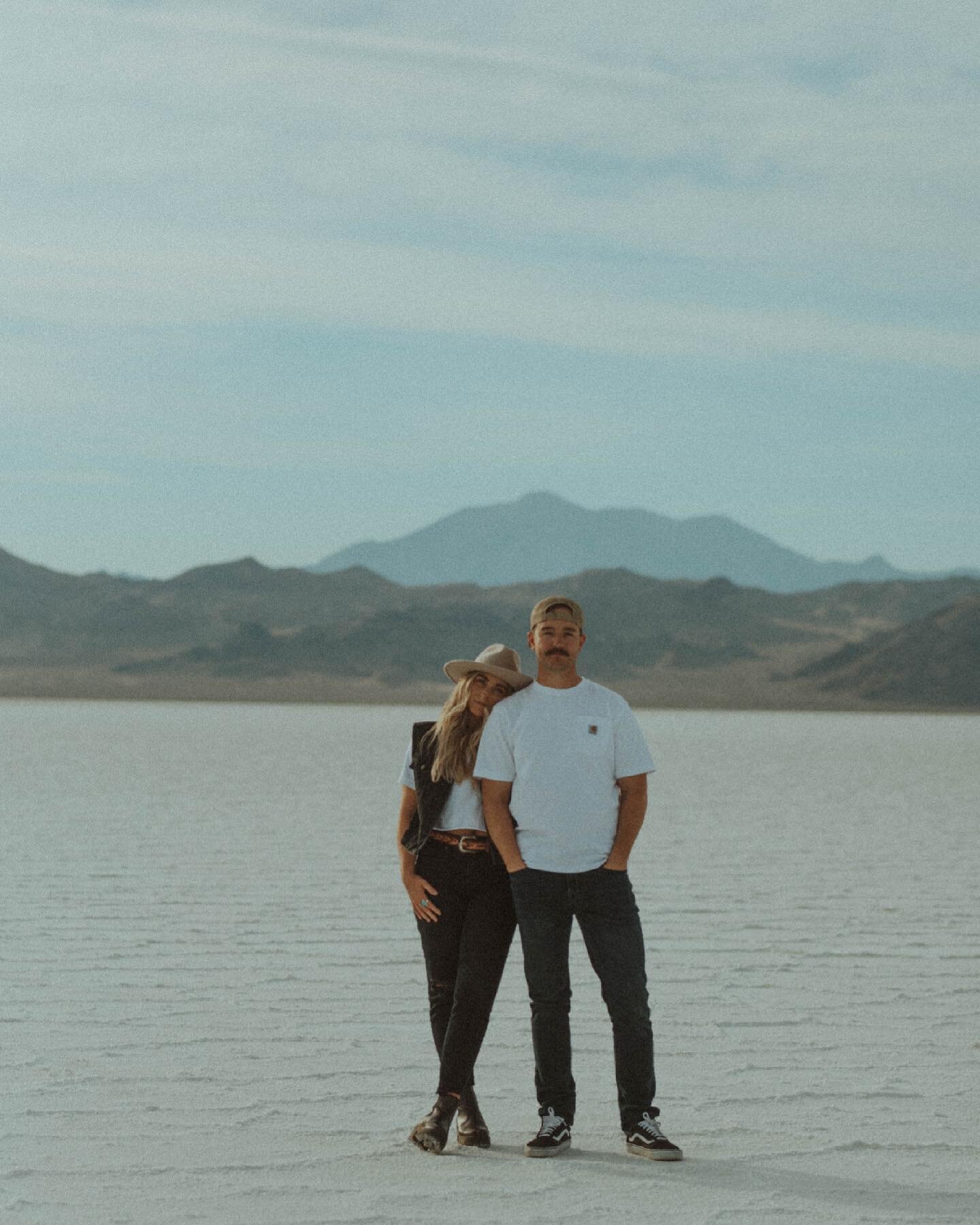 Took a weekend trip to Utah to capture this dream team of a couple at the Salt Flats. Ashleigh and Ty are two of the best humans I have met. We laughed the entire time and then went to Chili&rsquo;s after and closed it down thanks to our waitress. I 