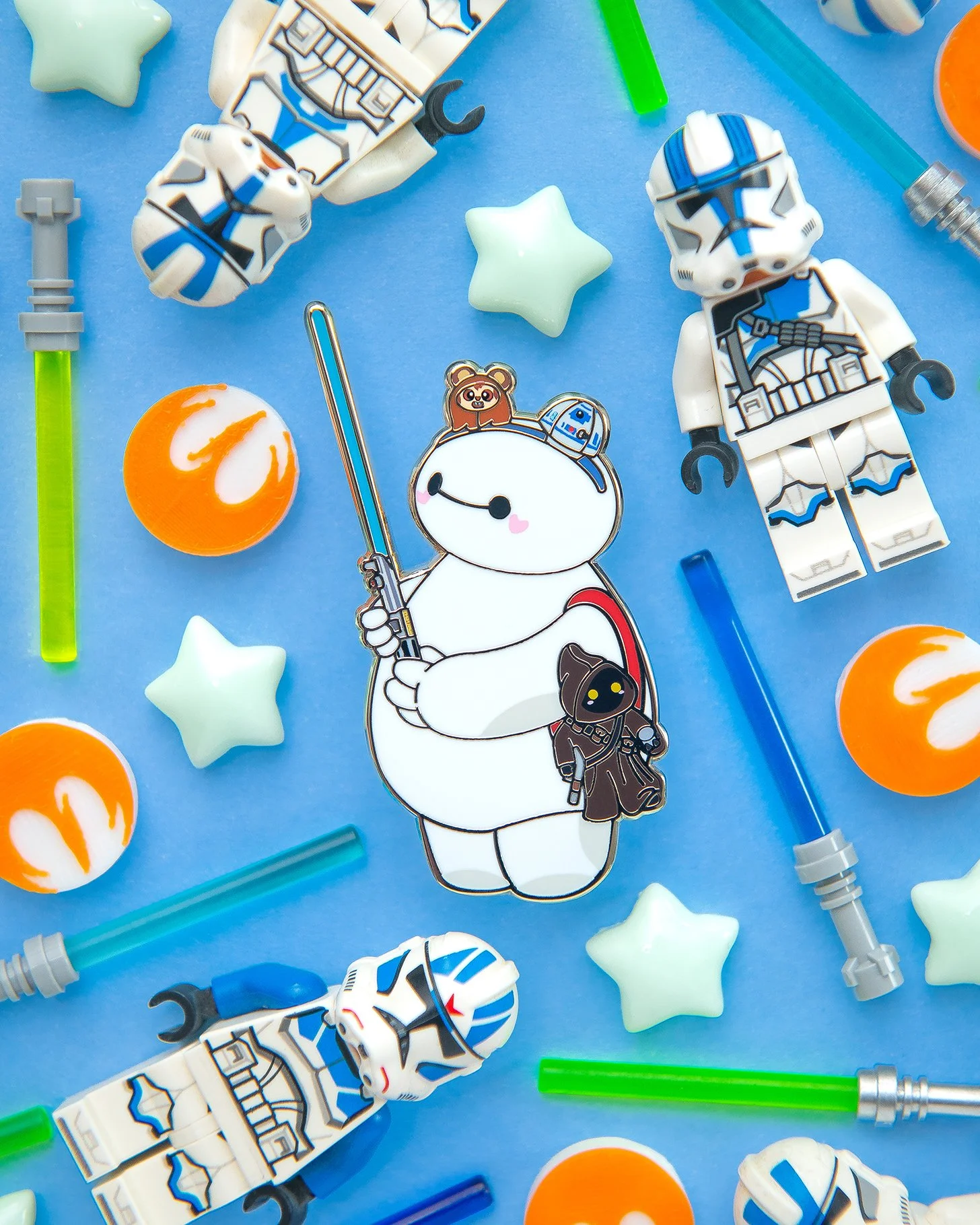 ParksideInc_Baymax-Light-Dark-Set_206RT.jpg