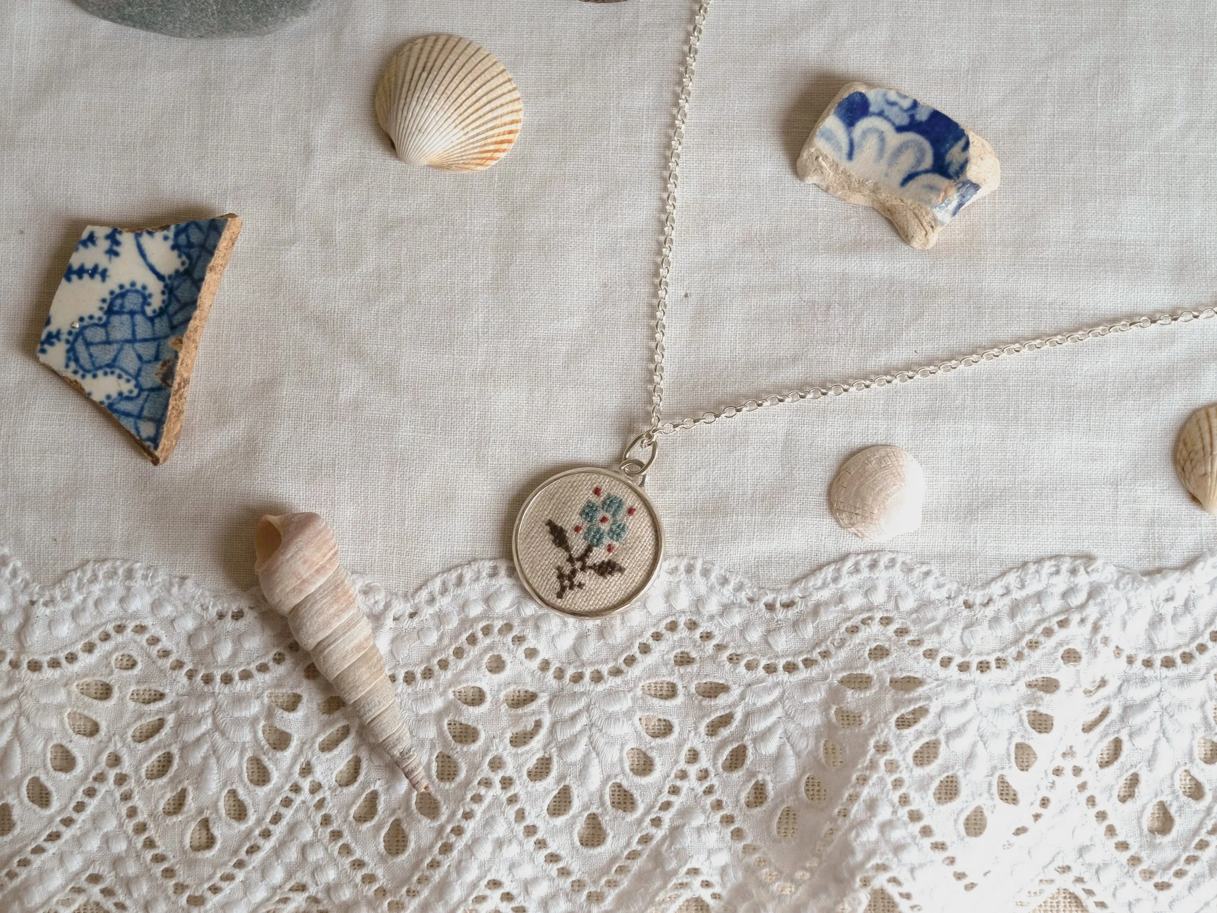 Embroidered Necklace - Flower