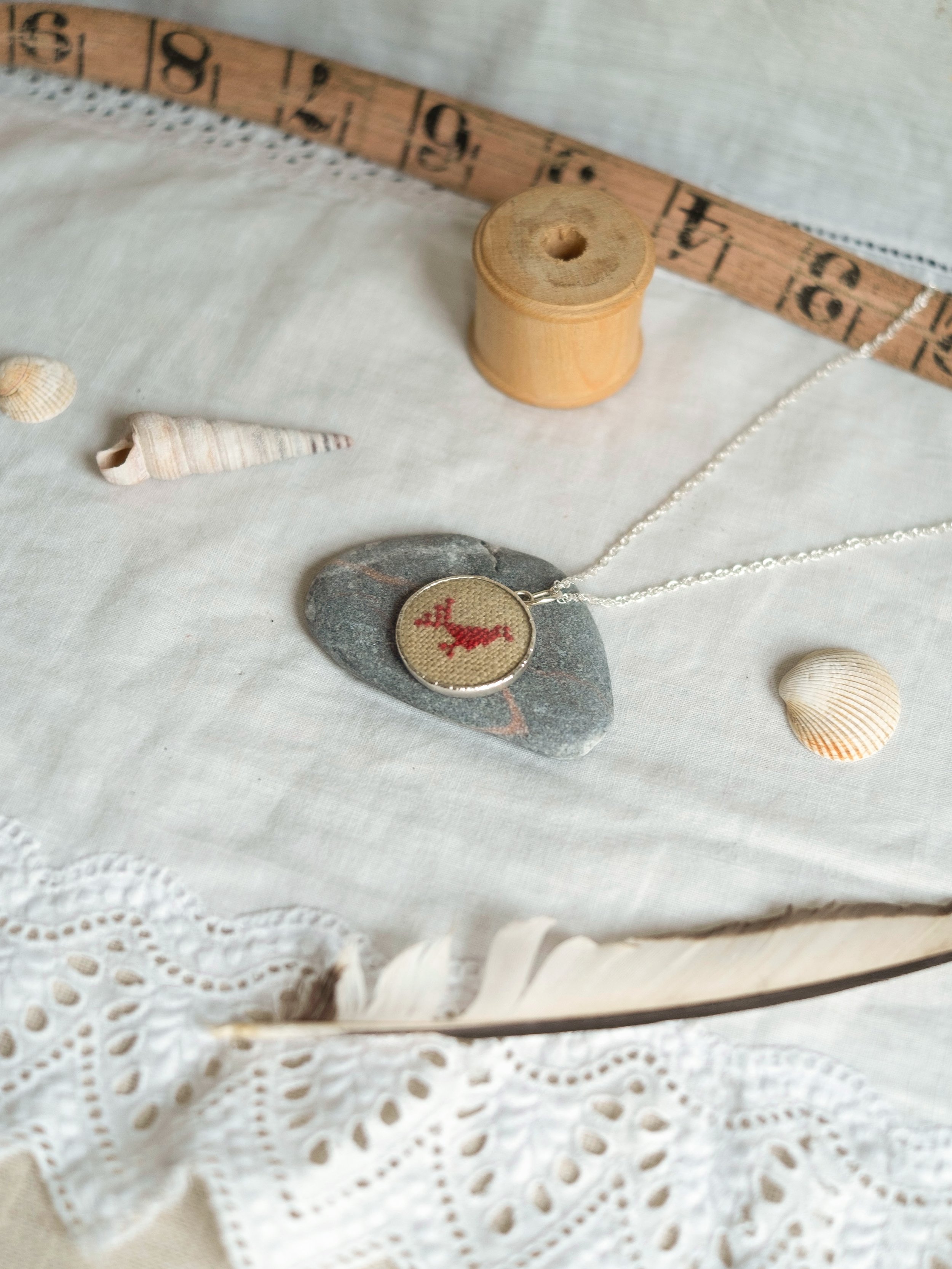 Embroidered Necklace - Bird