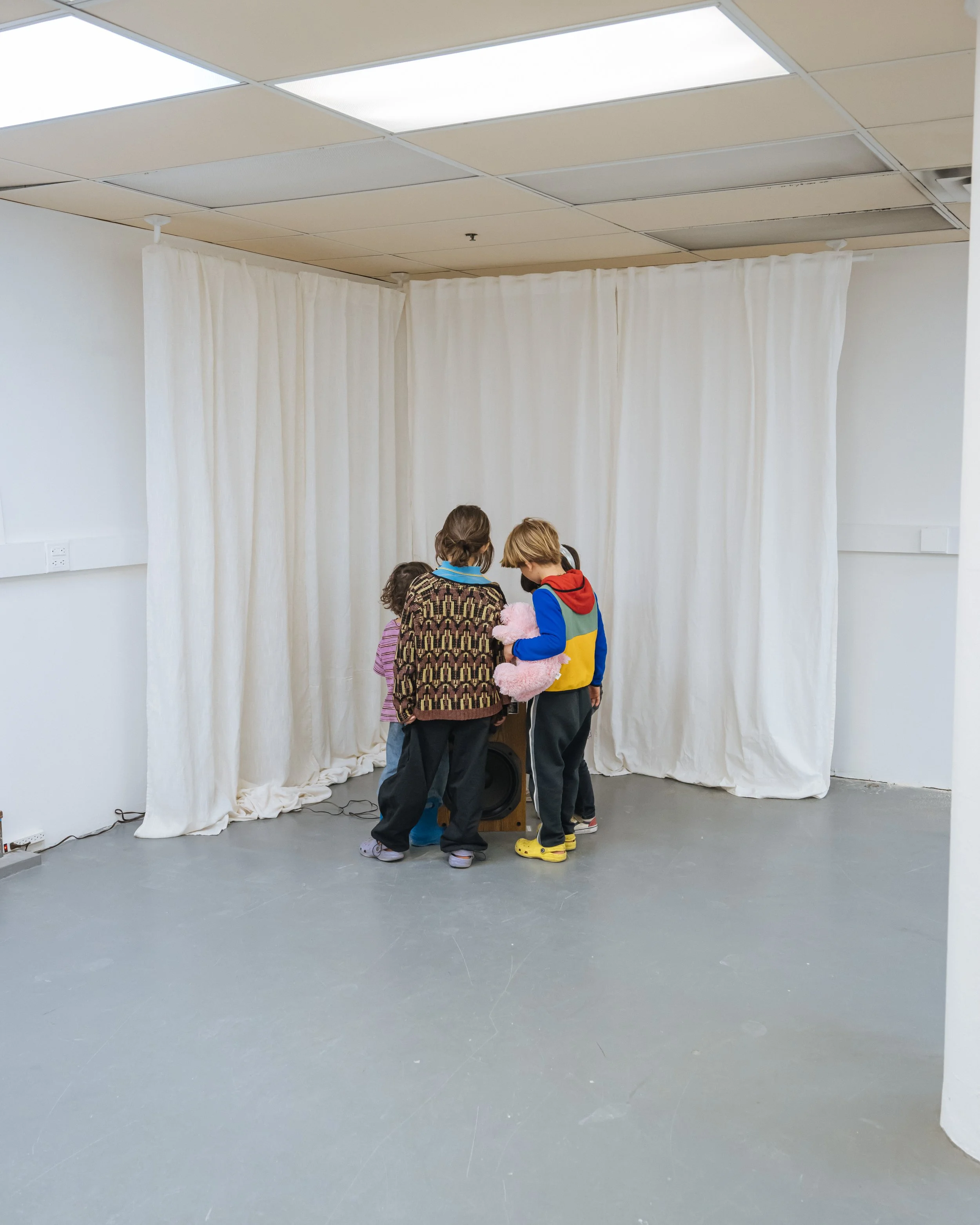 Walking Onward, Staring Below — SVA CURATORIAL PRACTICE