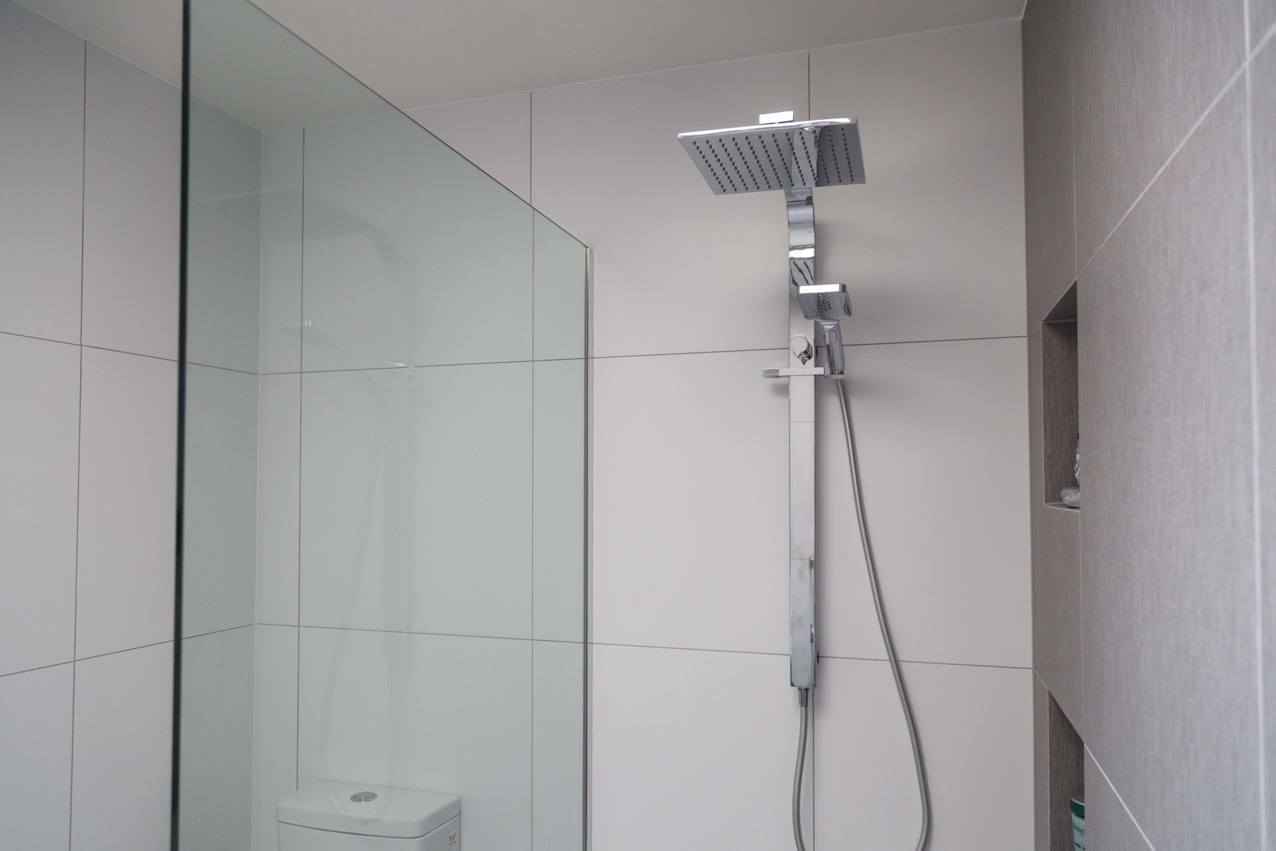 GlendowieShowerSML-233.jpg