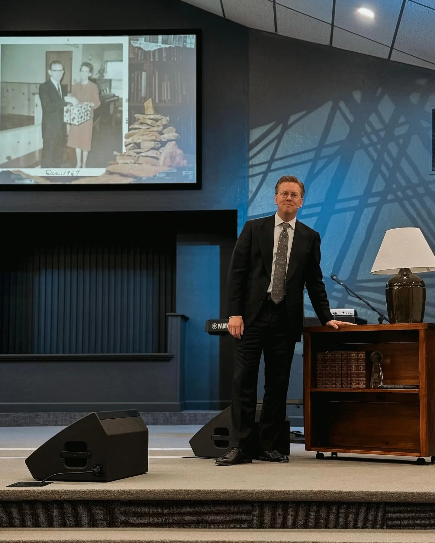 When the Alter is Gone! 🙏🏻 
Go check out this powerful message preached by Pastor Derek Borders during his closing service with us.

https://podcasts.apple.com/us/podcast/hope-tabernacle/id1702764292?i=1000743361954