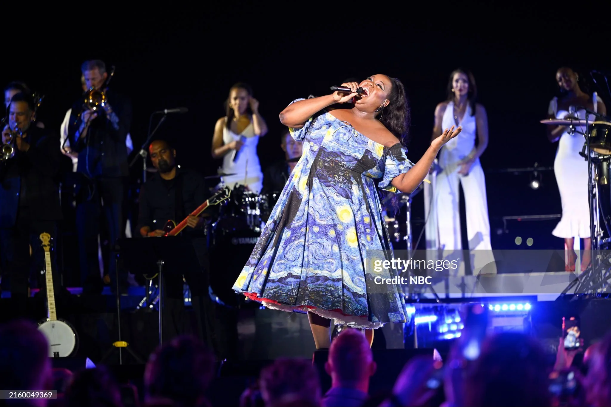 Alex Newell Macys 4th of July 2024
Styled by Mickey Freeman
Hair by Monique Gaffney
Makeup by Kelly Bellevue