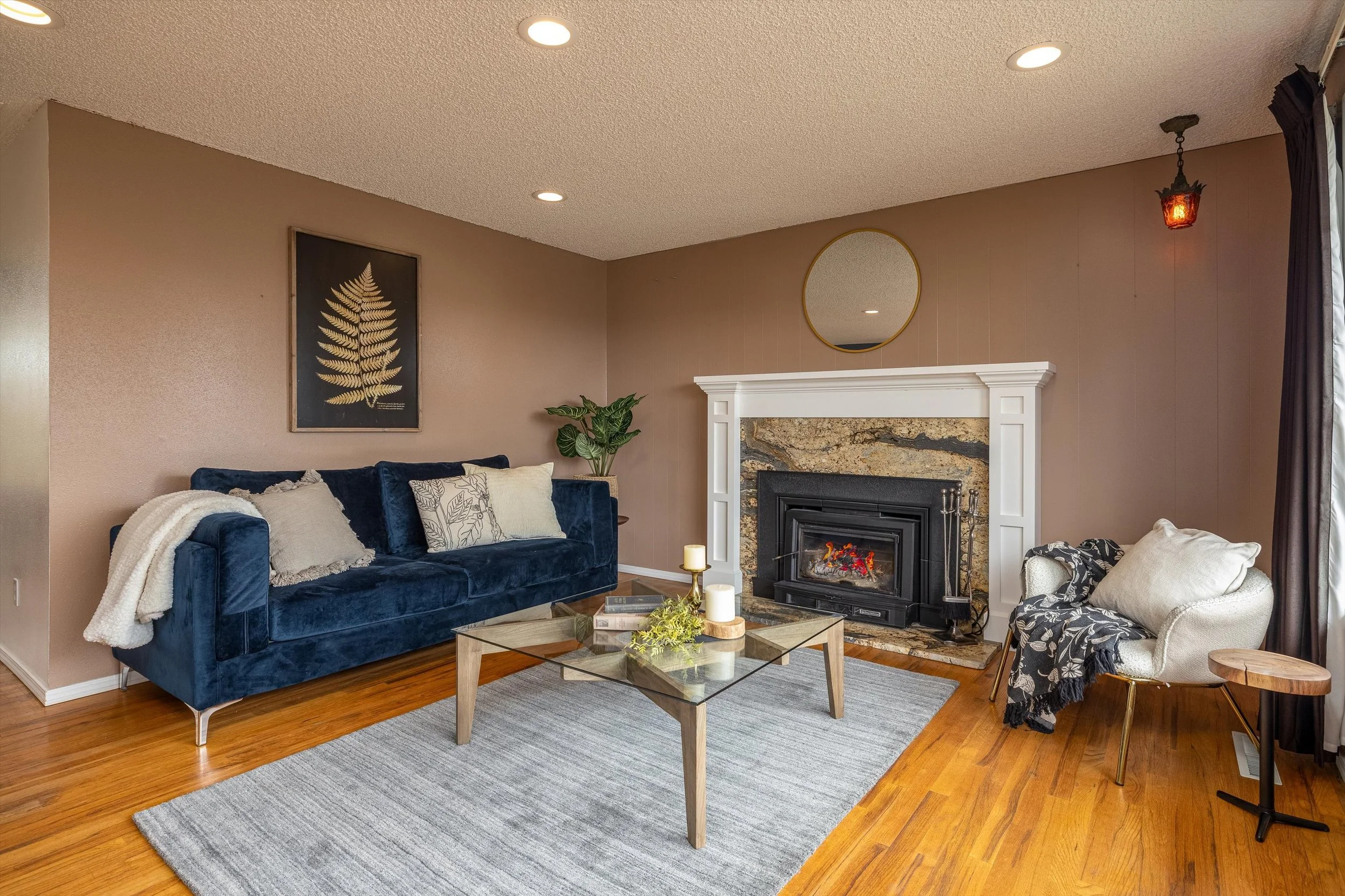 13-5871 Madrona Dr-2.jpg